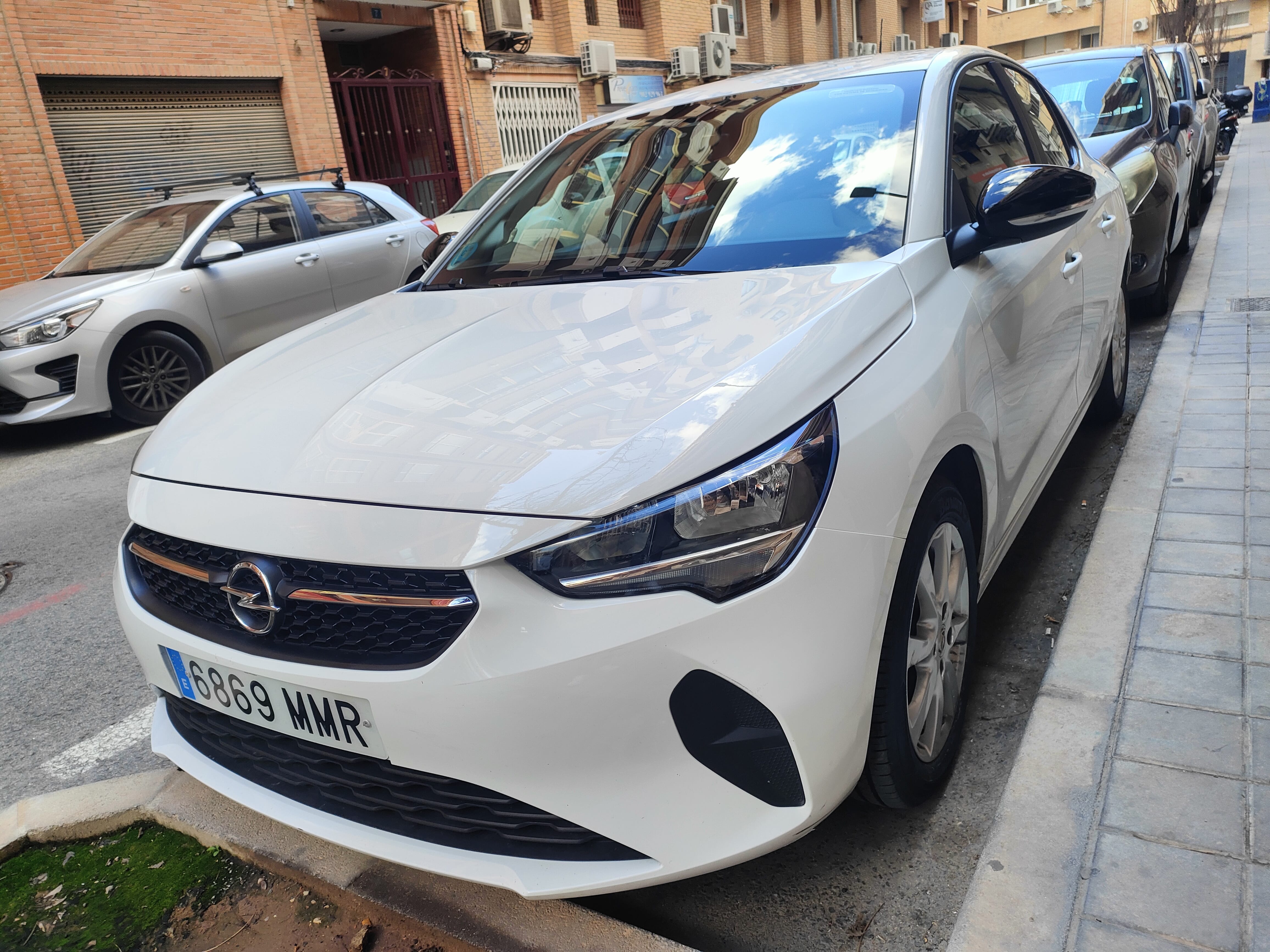 Opel Corsa, 2024, Gasolina 95