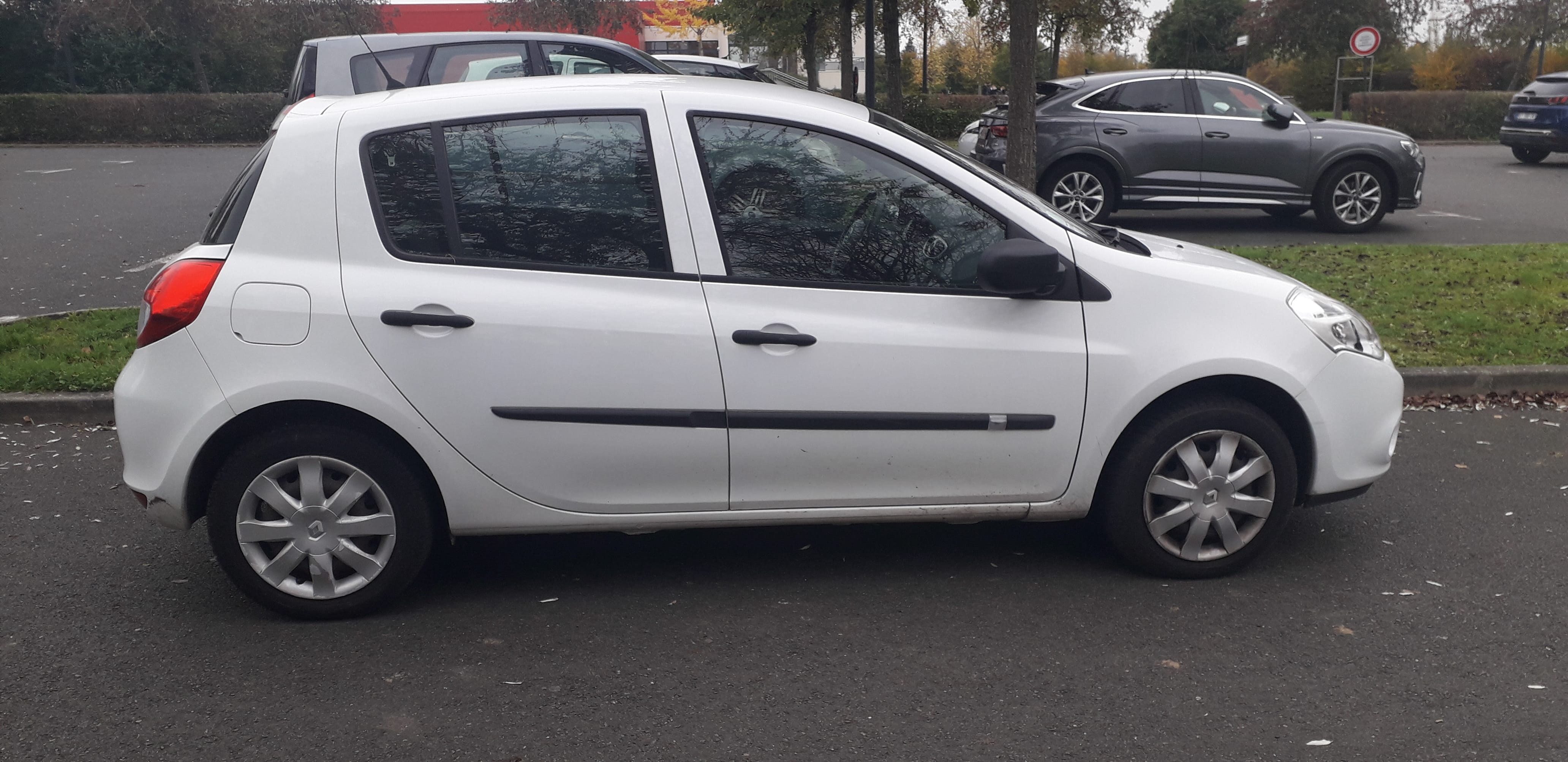 Renault Clio Estate avec Climatisation