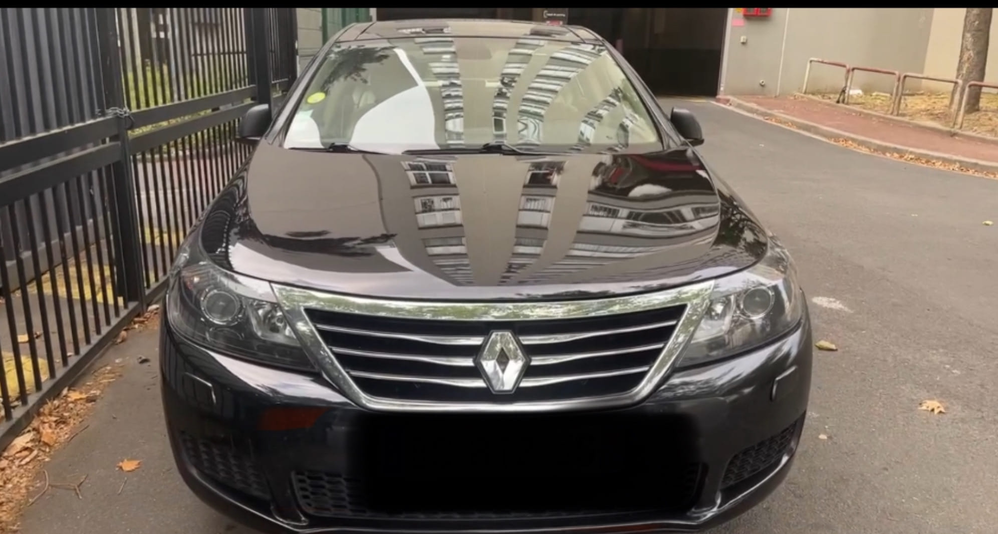 Renault Latitude 3.00, 2011, Diesel, automatique