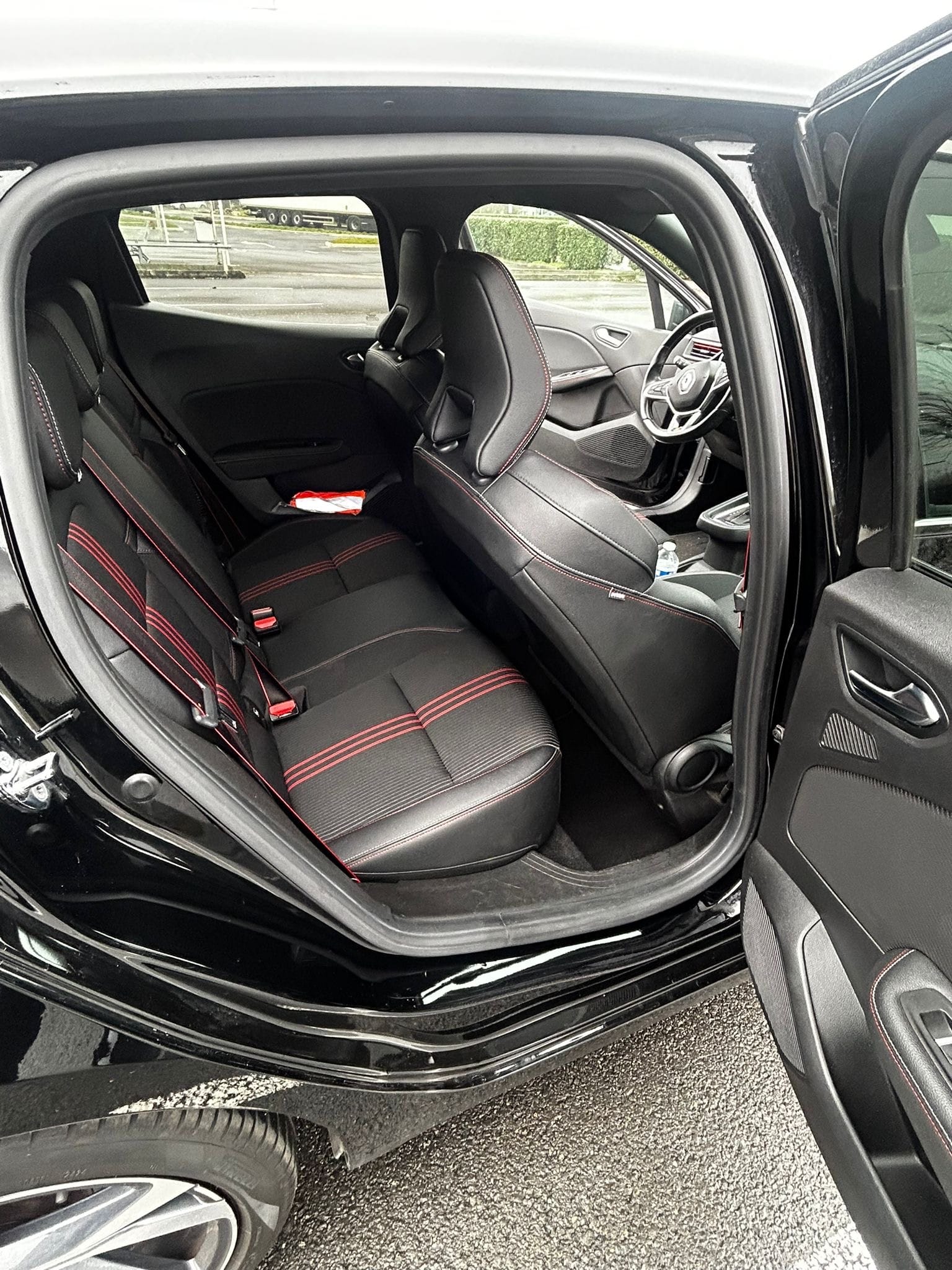 Renault Clio  5 RS Line E-Tech Hybride non rechargeable avec Siège bébé