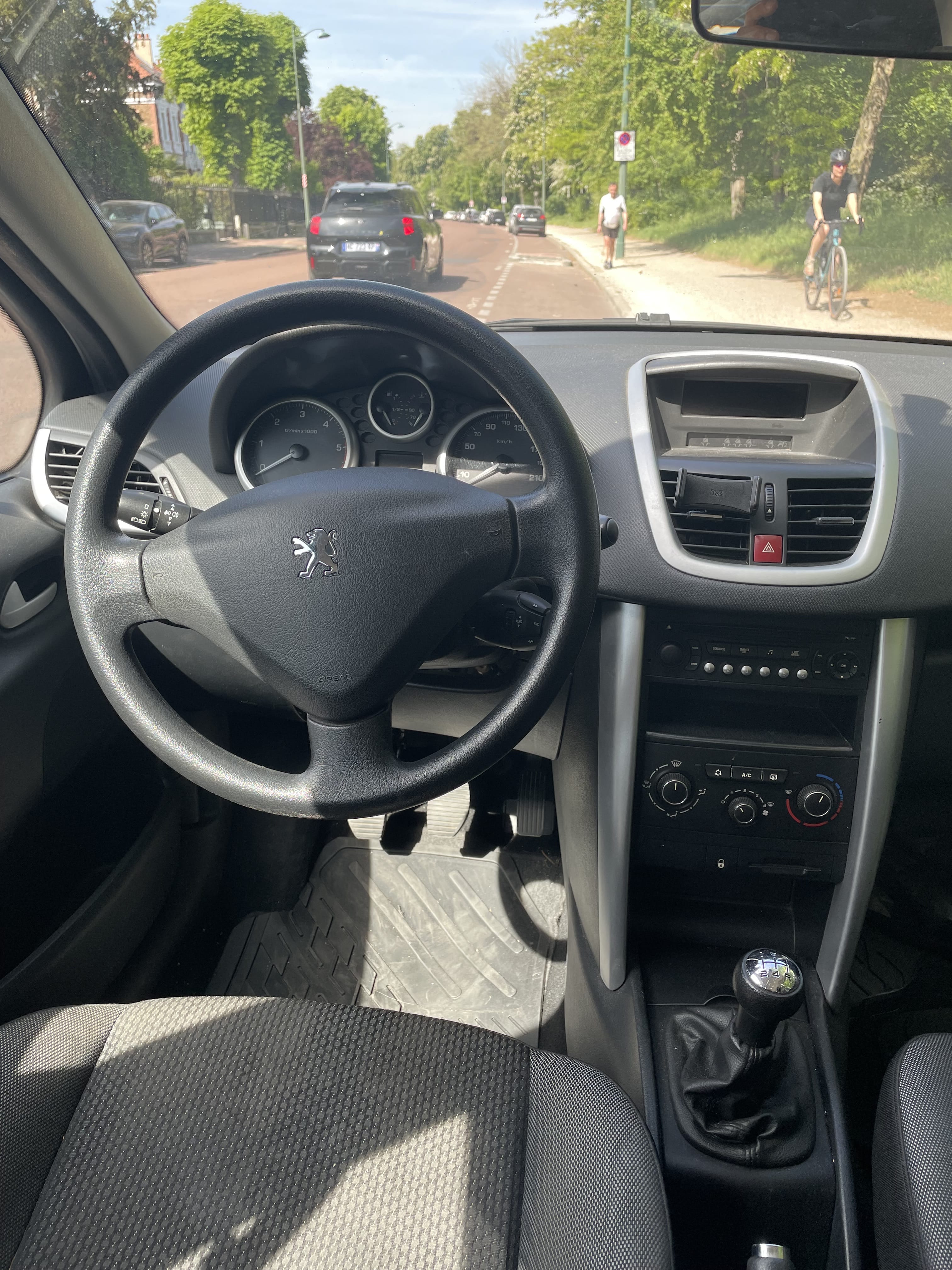 Peugeot 207+ avec Audio Bluetooth