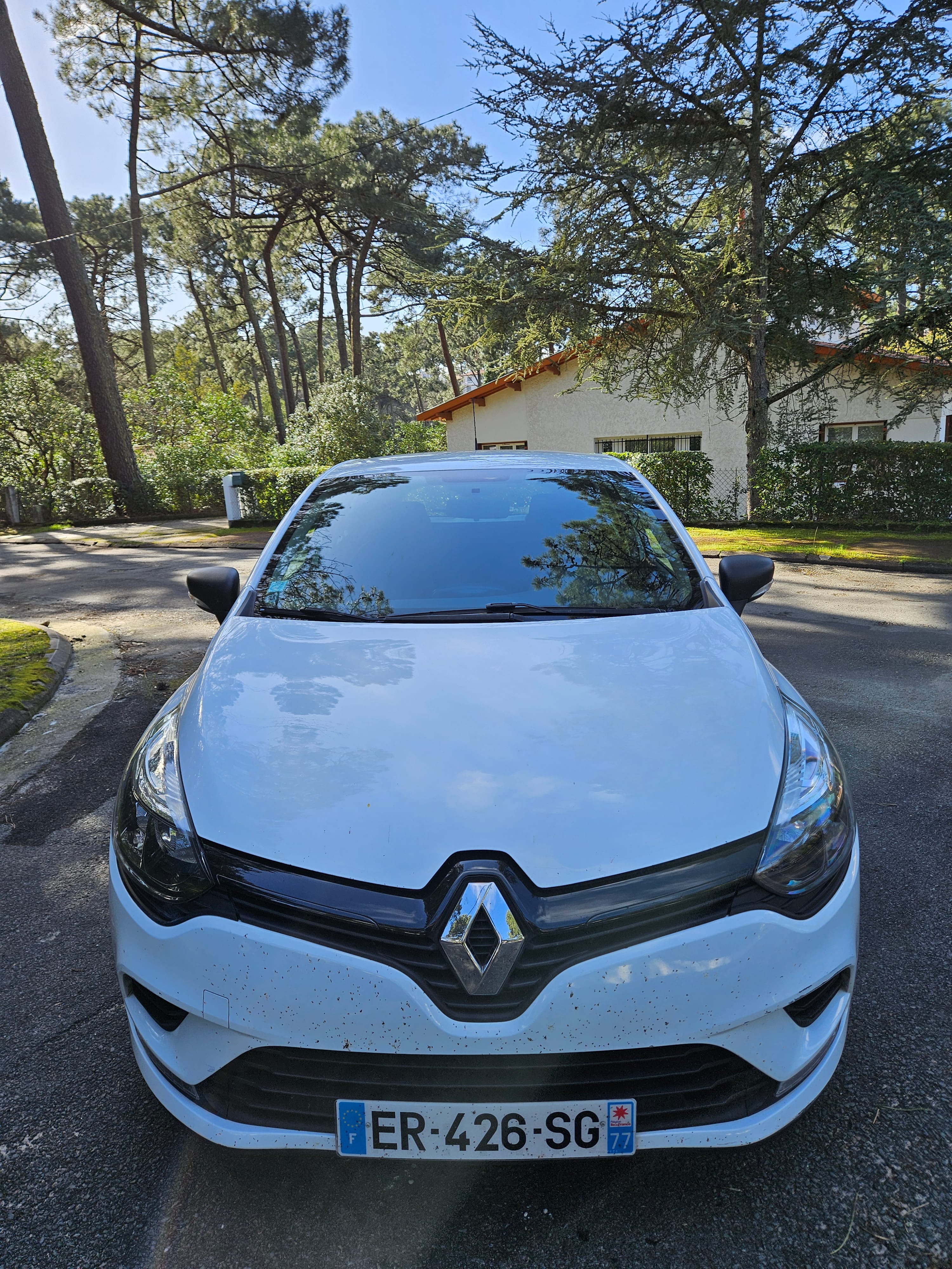 Renault Clio avec Climatisation