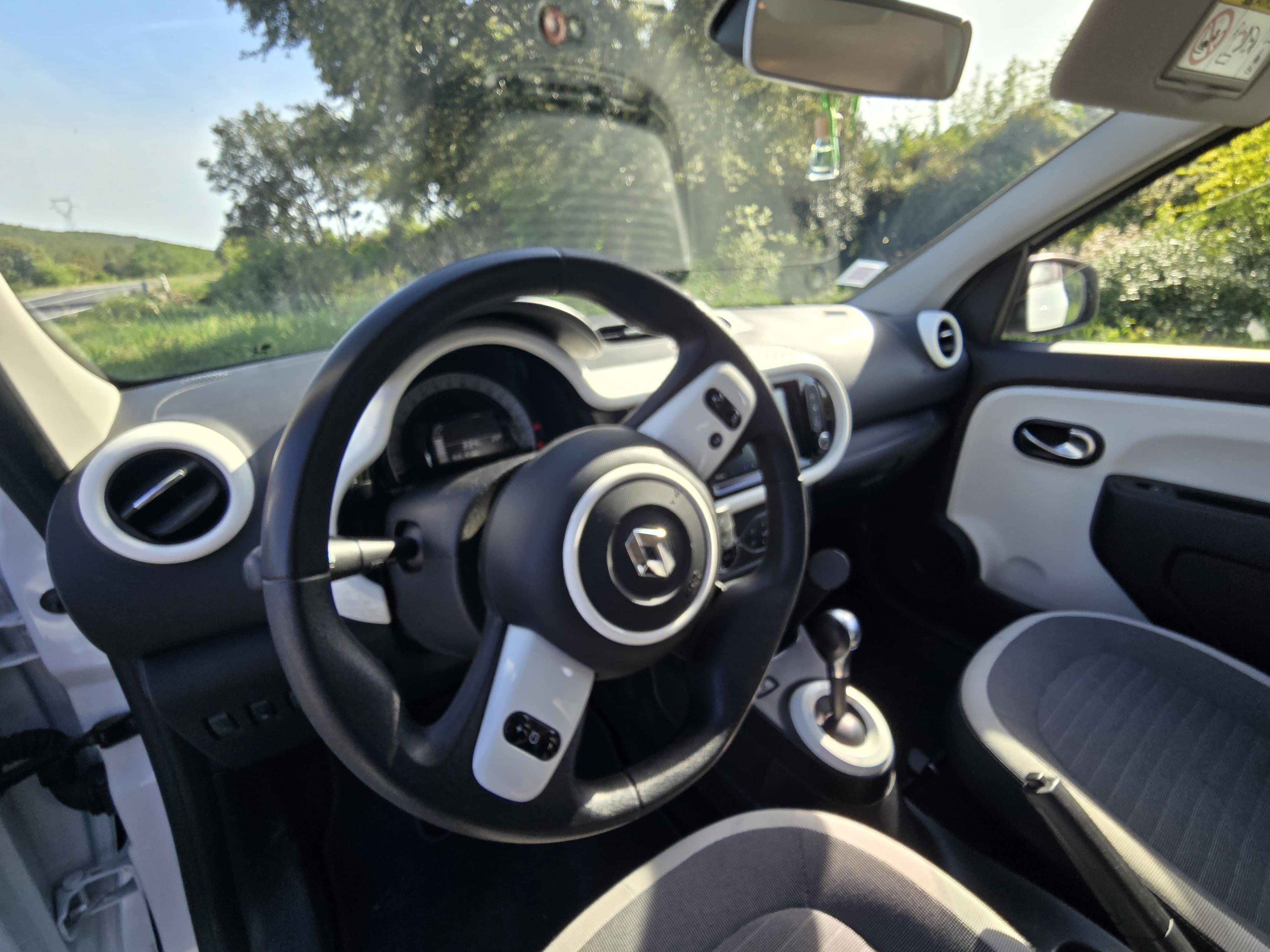 Renault Twingo E-Tech avec Android Auto