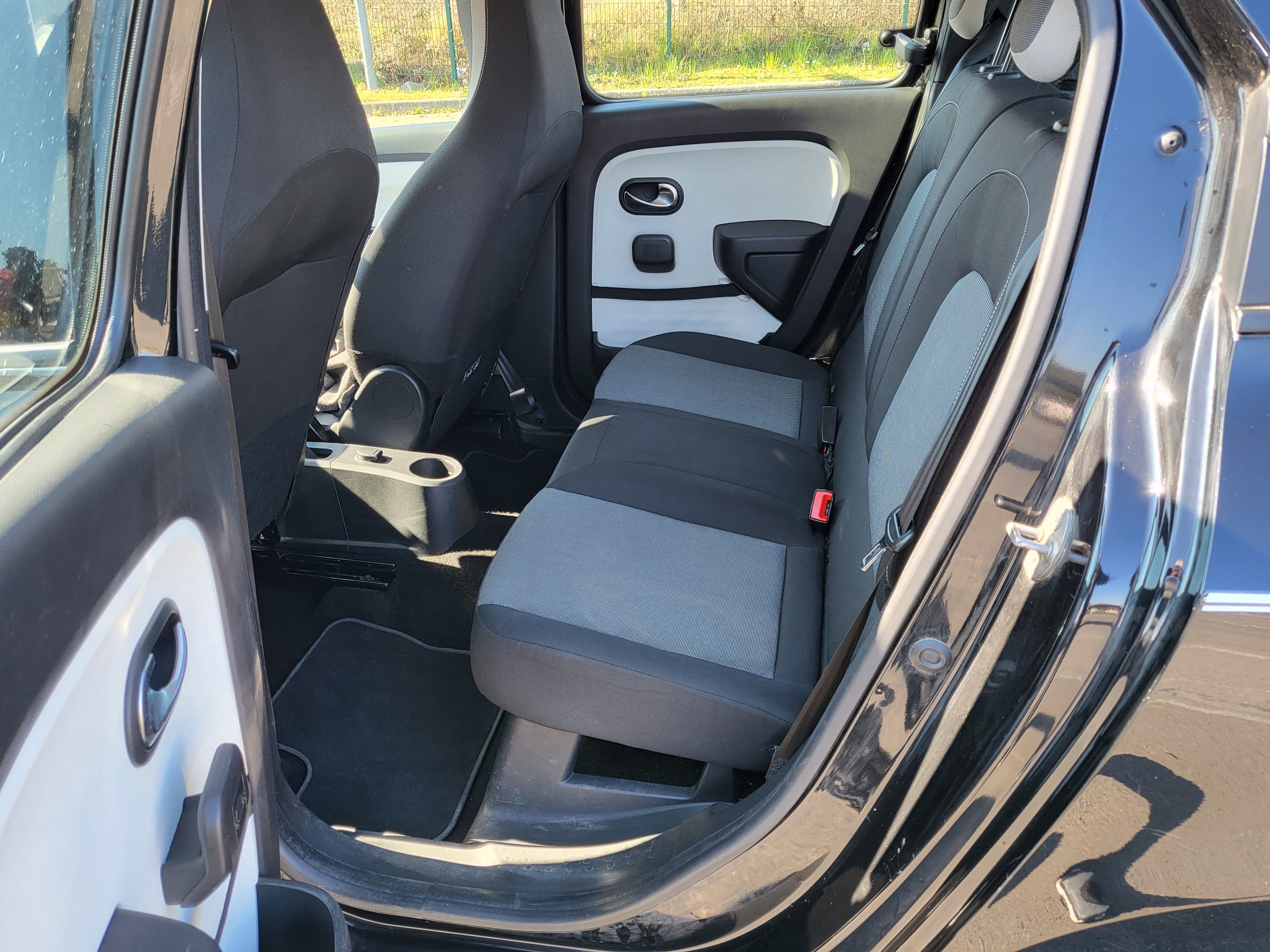 Renault Twingo avec Entrée audio / iPod