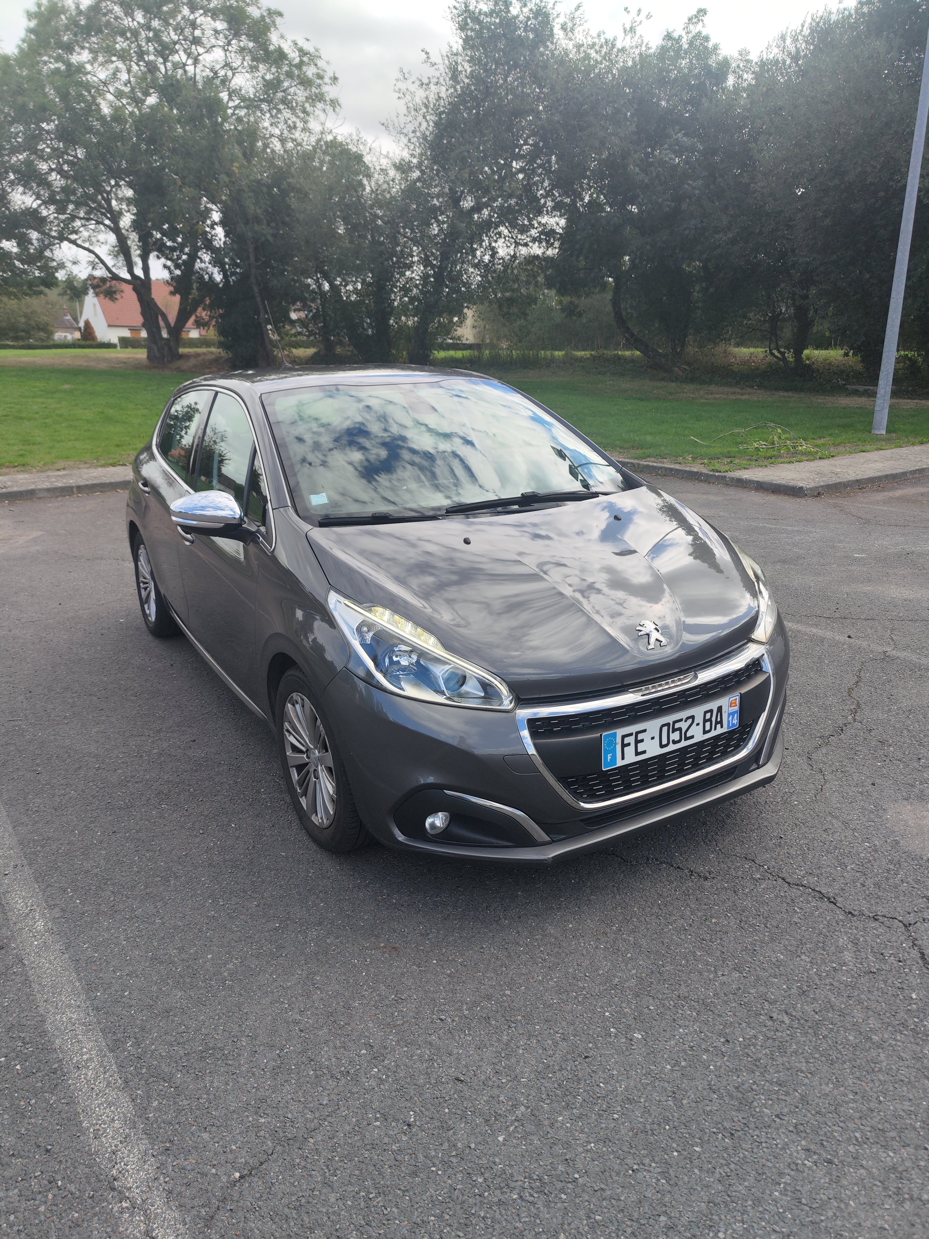 Peugeot 208, 2018, Diesel