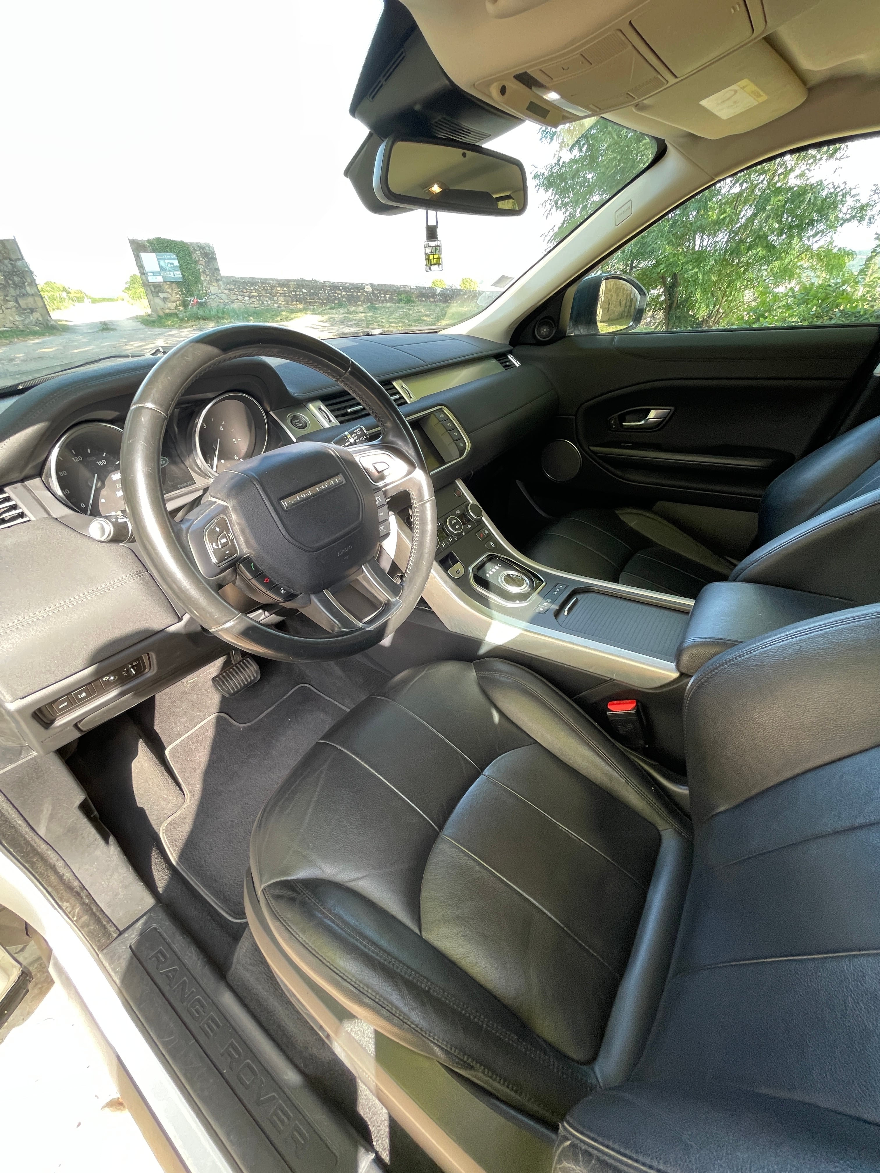 Land-Rover Range Rover Evoque met Cruise control