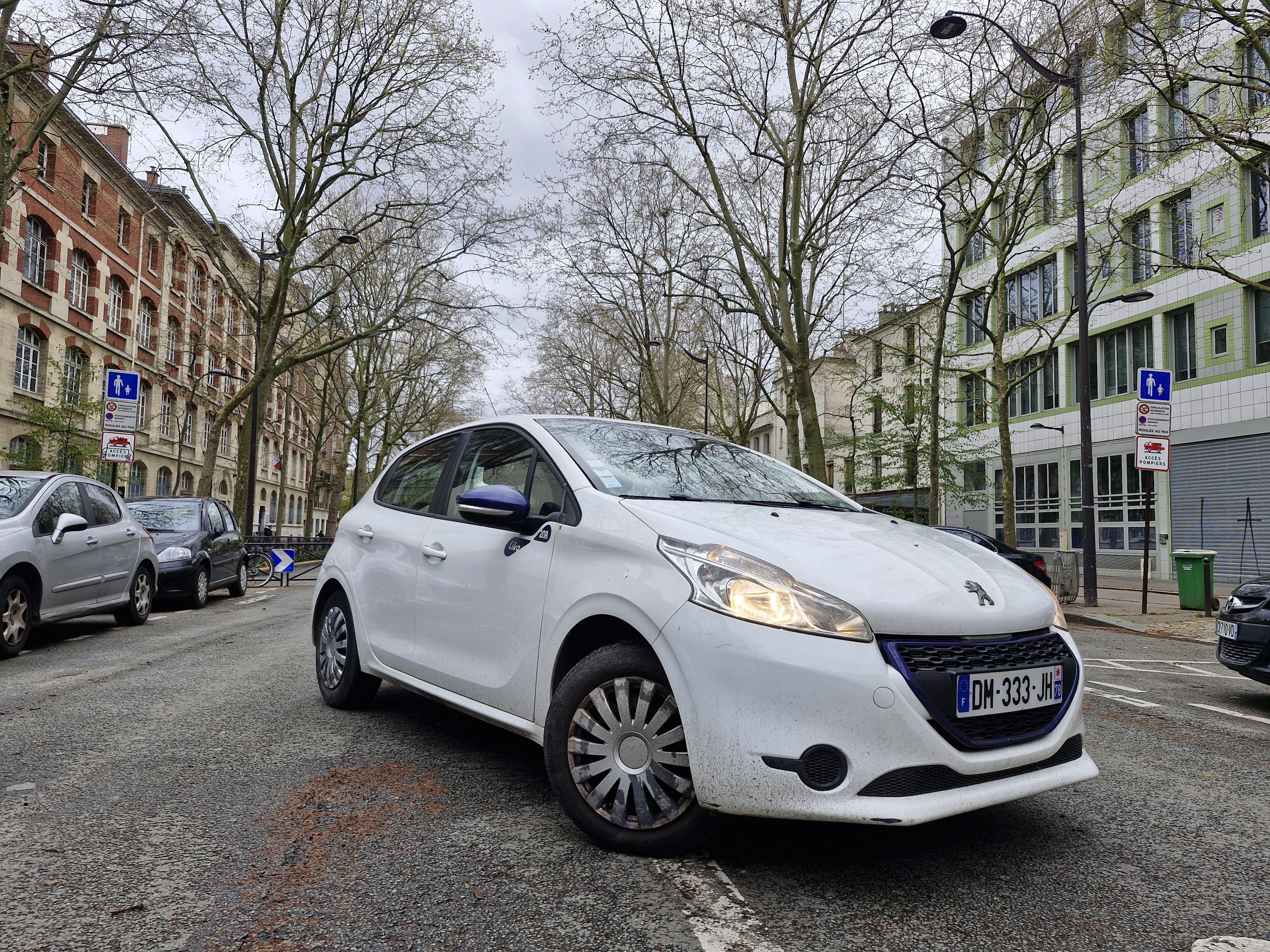 Peugeot 208, 2014, Essence 95
