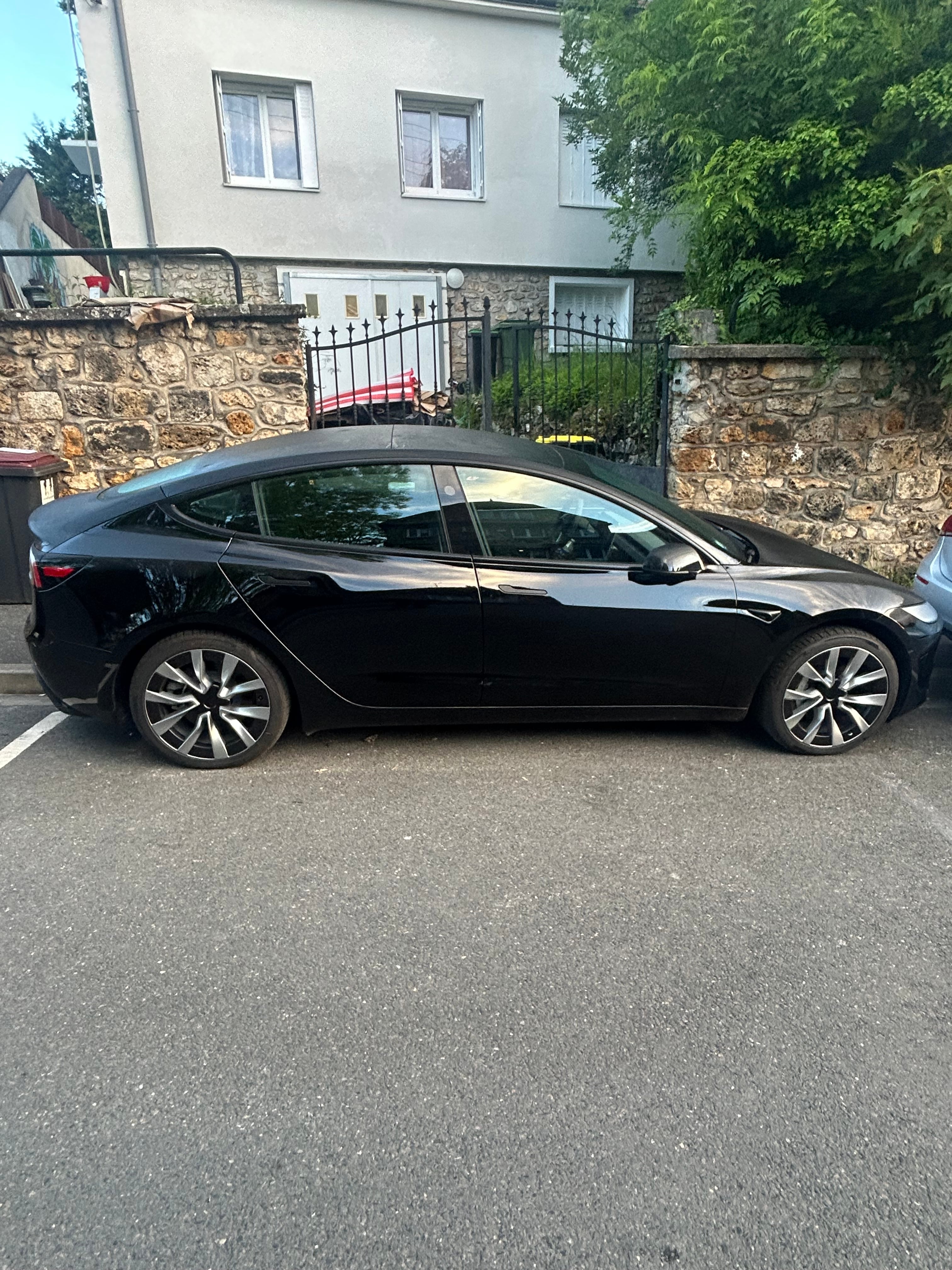 Tesla Model 3 avec Régulateur de vitesse
