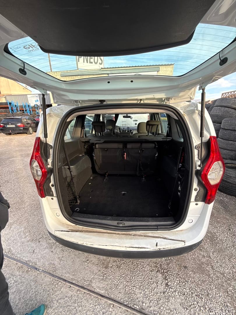Dacia Lodgy