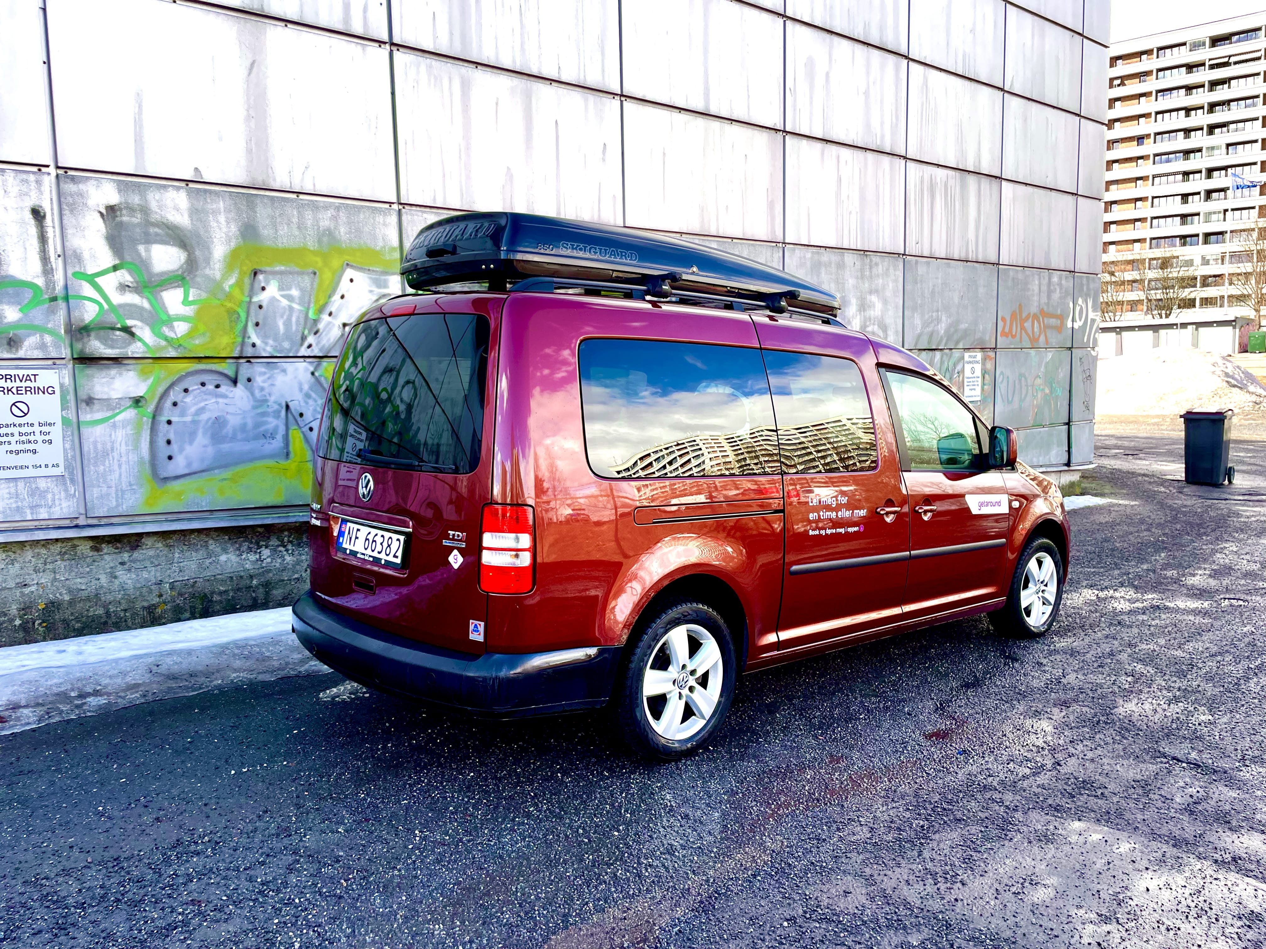 Volkswagen Caddy Maxi 1.6 tdi med Bluetooth audio