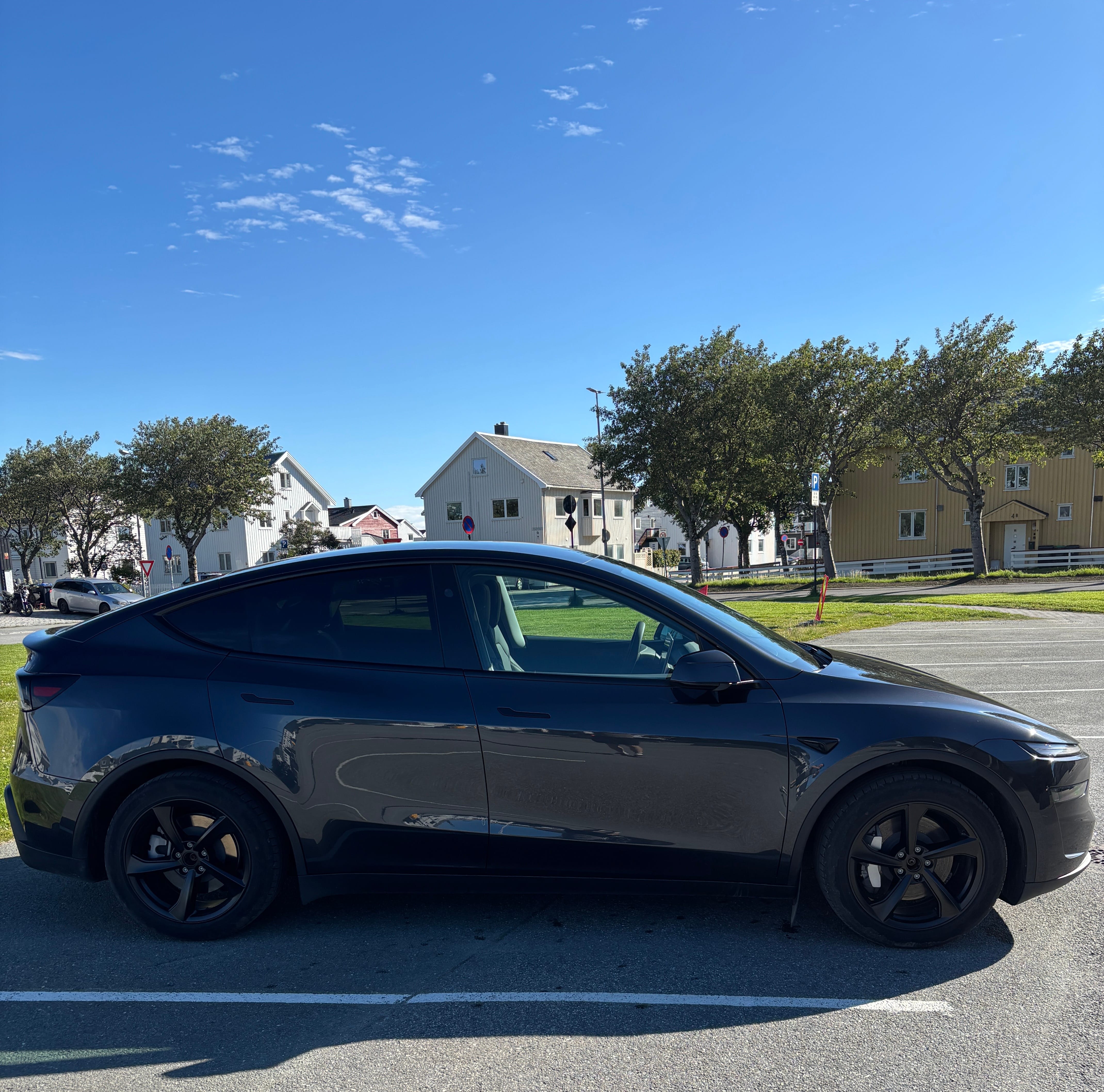 Tesla Model Y Long Range med Aircondition
