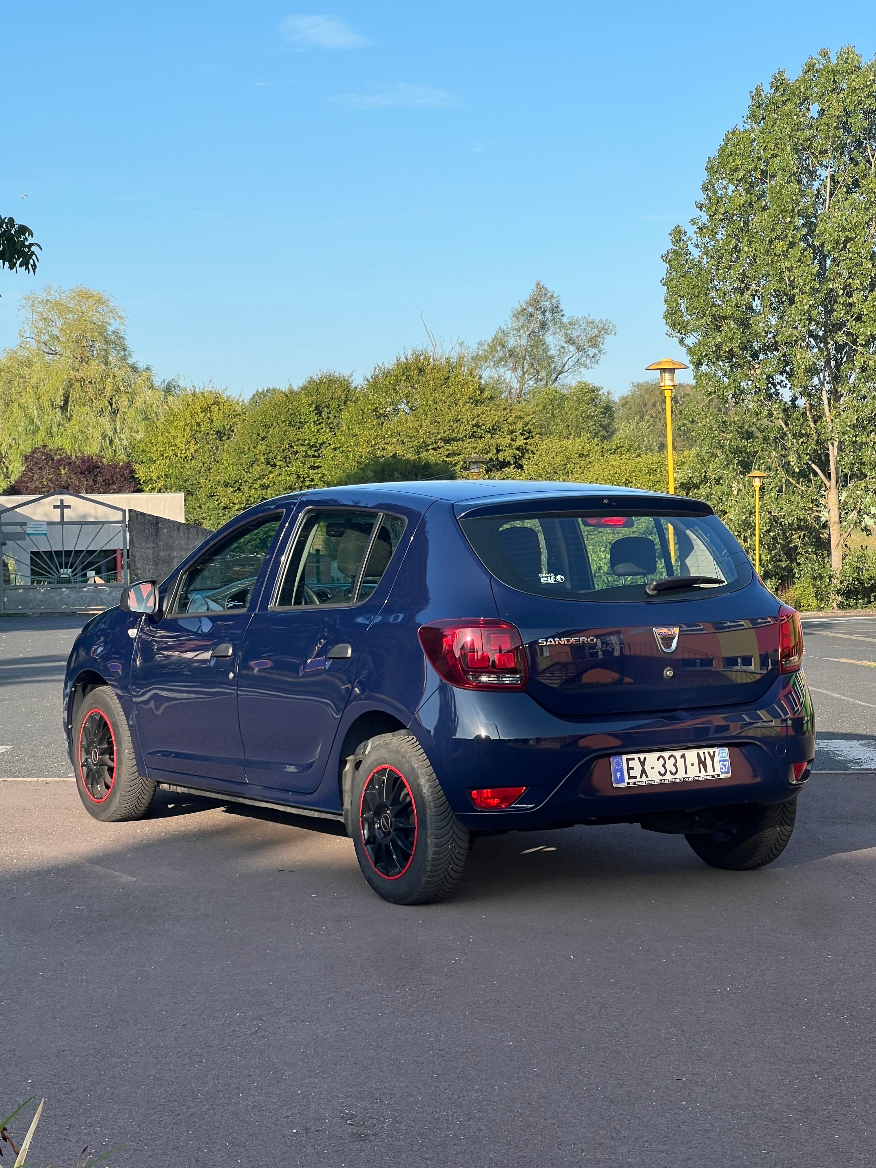 Dacia Sandero 0.9 sce avec Port USB