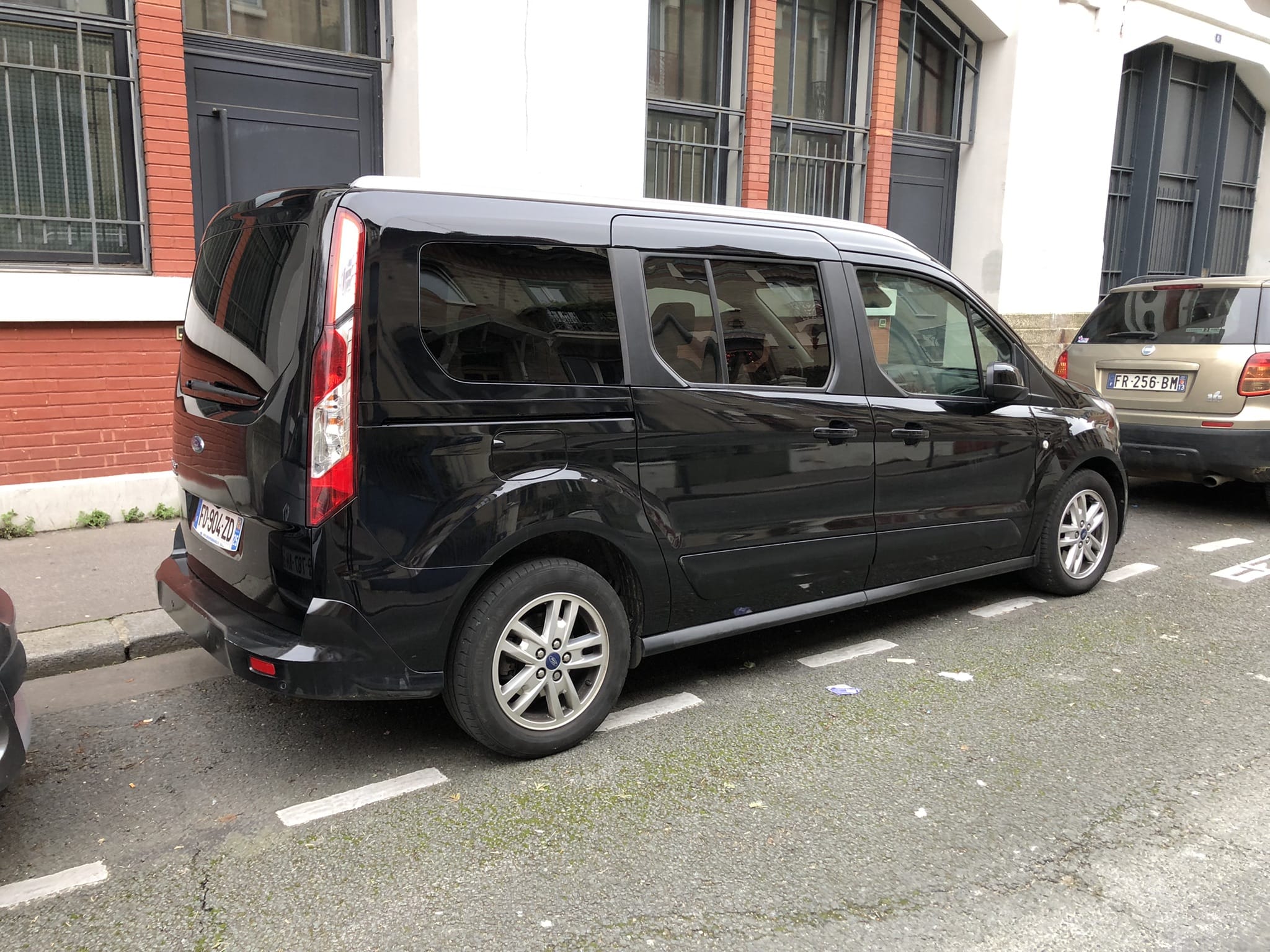 Ford Tourneo Connect avec Climatisation
