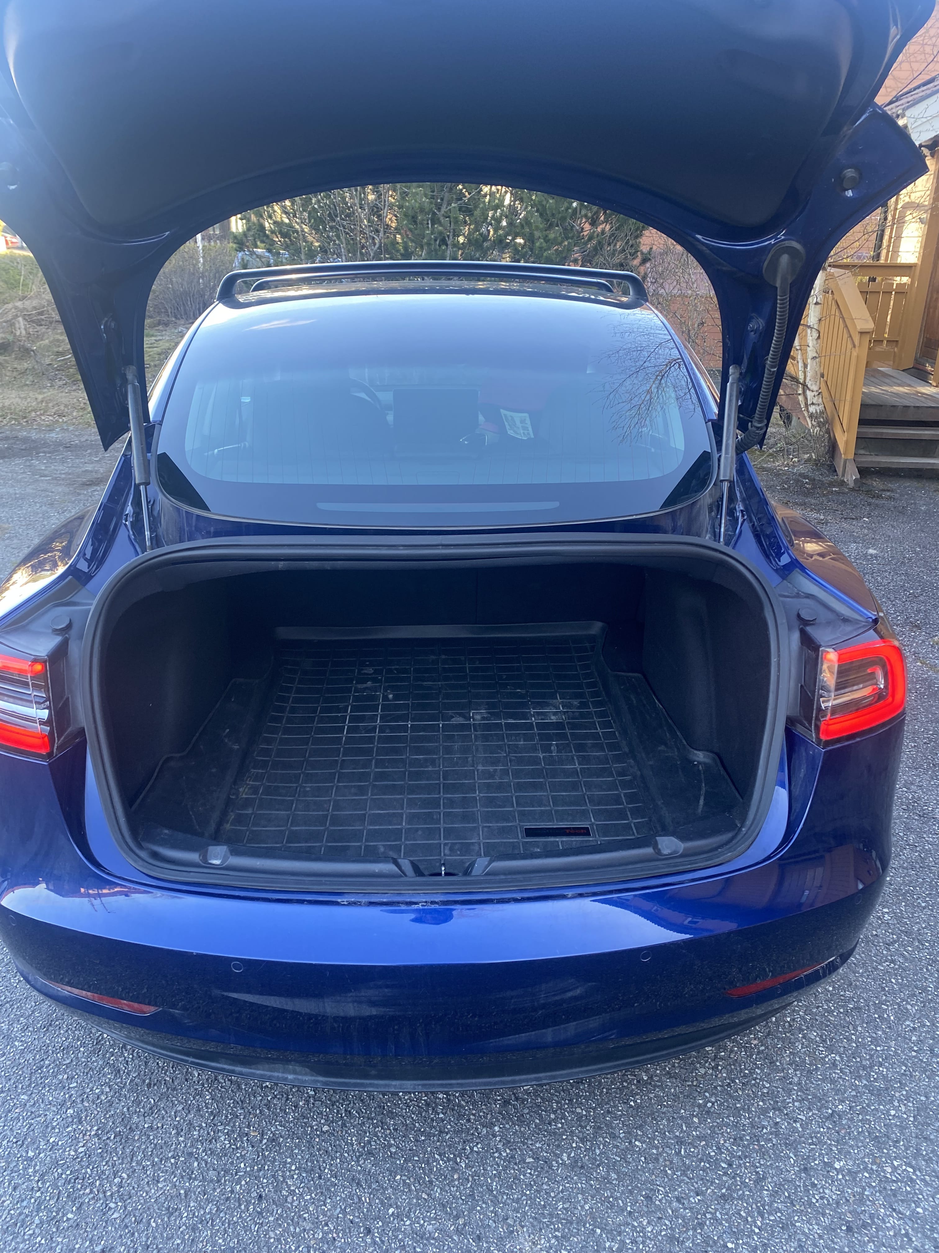 Tesla Model 3 Long Range med Dashcam