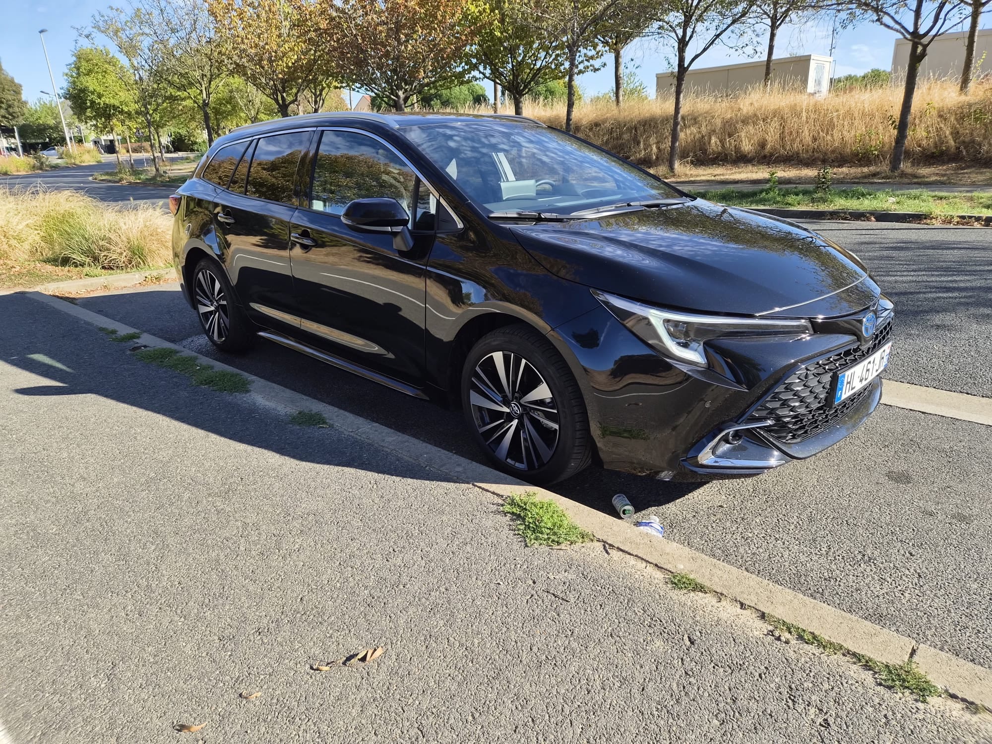 Toyota Corolla Break Hybride, 2026, Essence 95 / Électrique (hybride), automatique