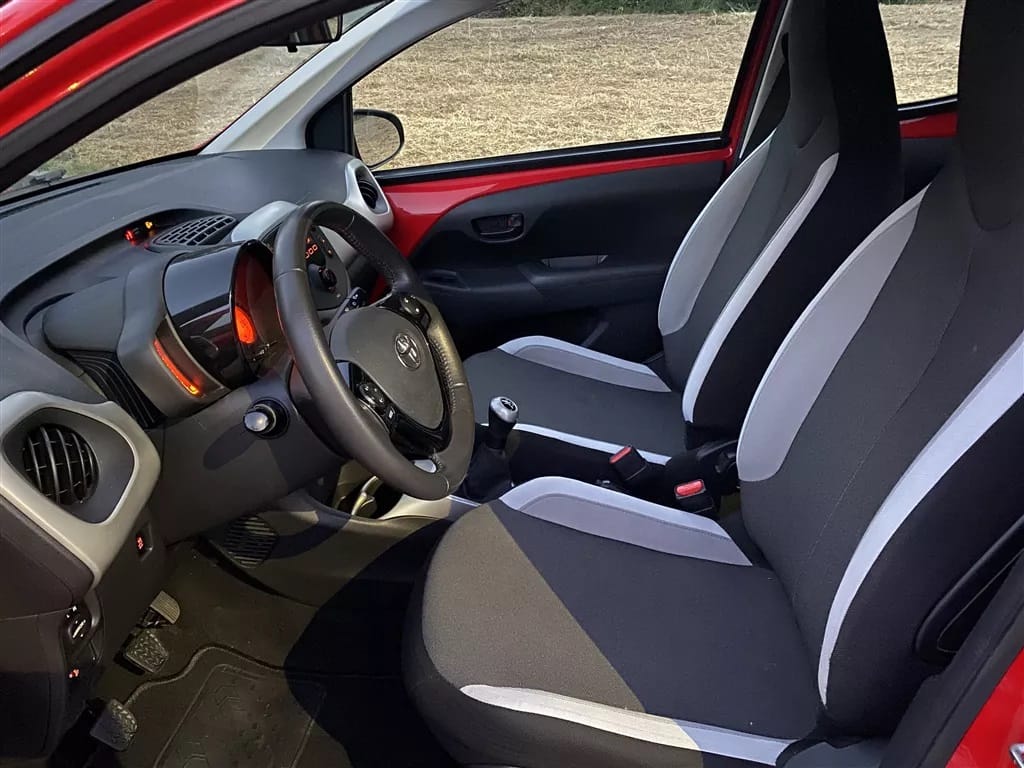 Toyota Aygo II met Autostoel baby