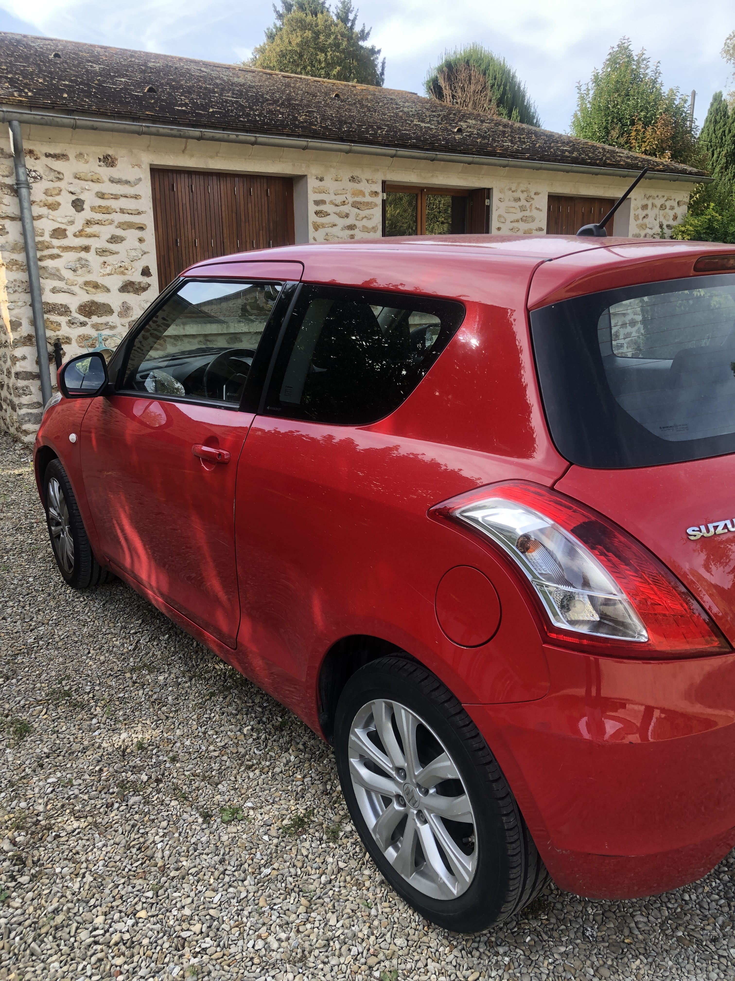 Suzuki Swift avec Régulateur de vitesse
