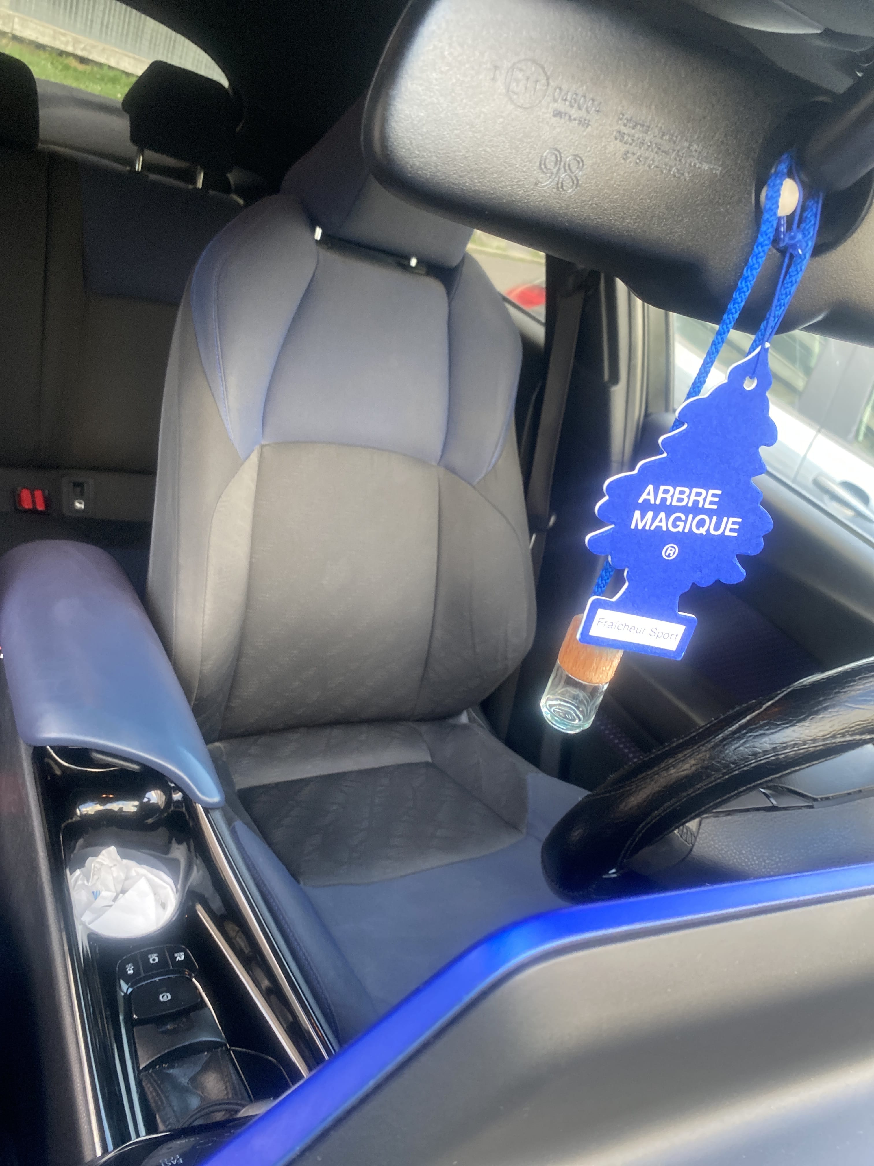 Toyota C-HR Hybrid