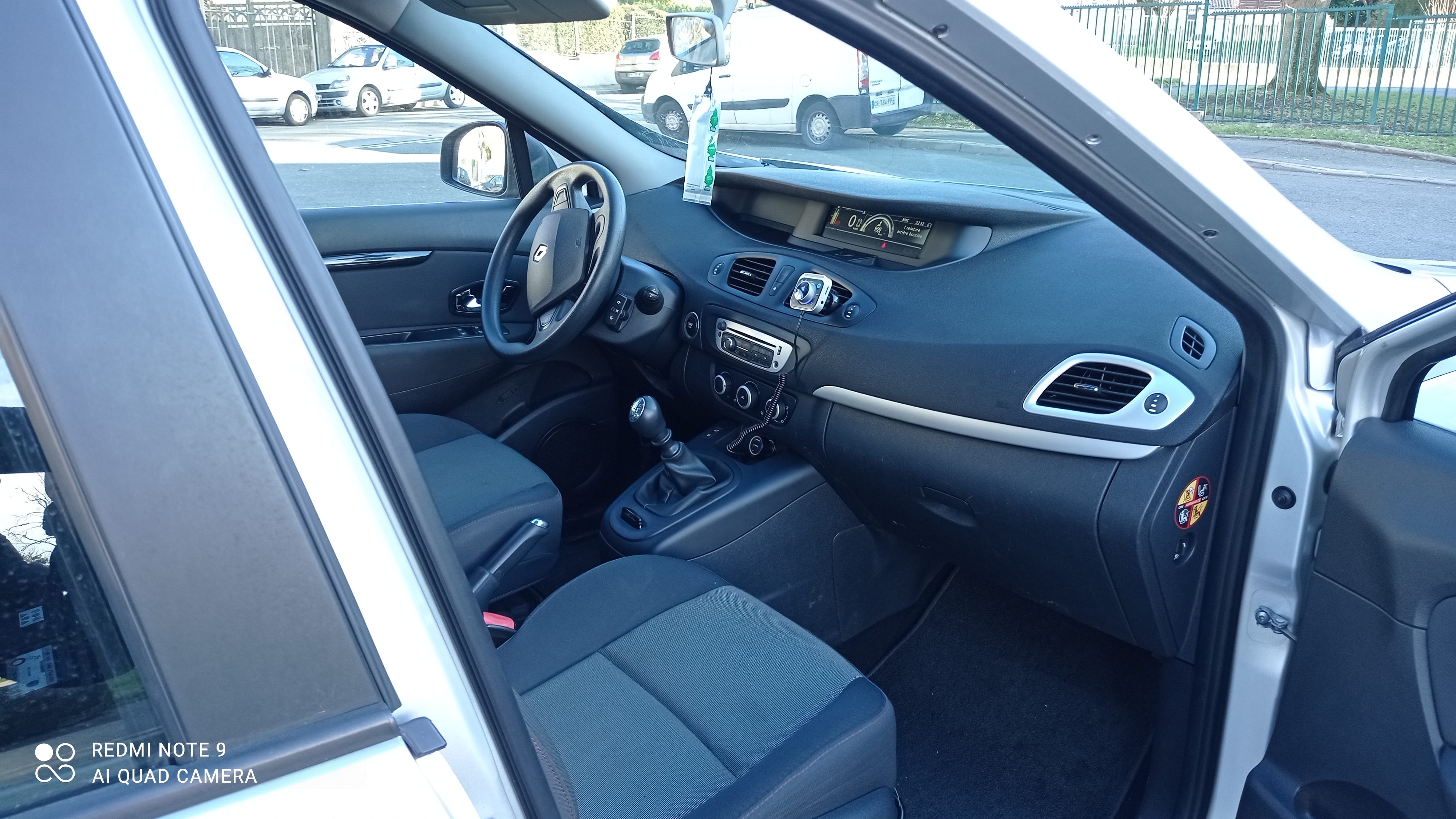 Renault Scenic 1.5 DCI avec Régulateur de vitesse