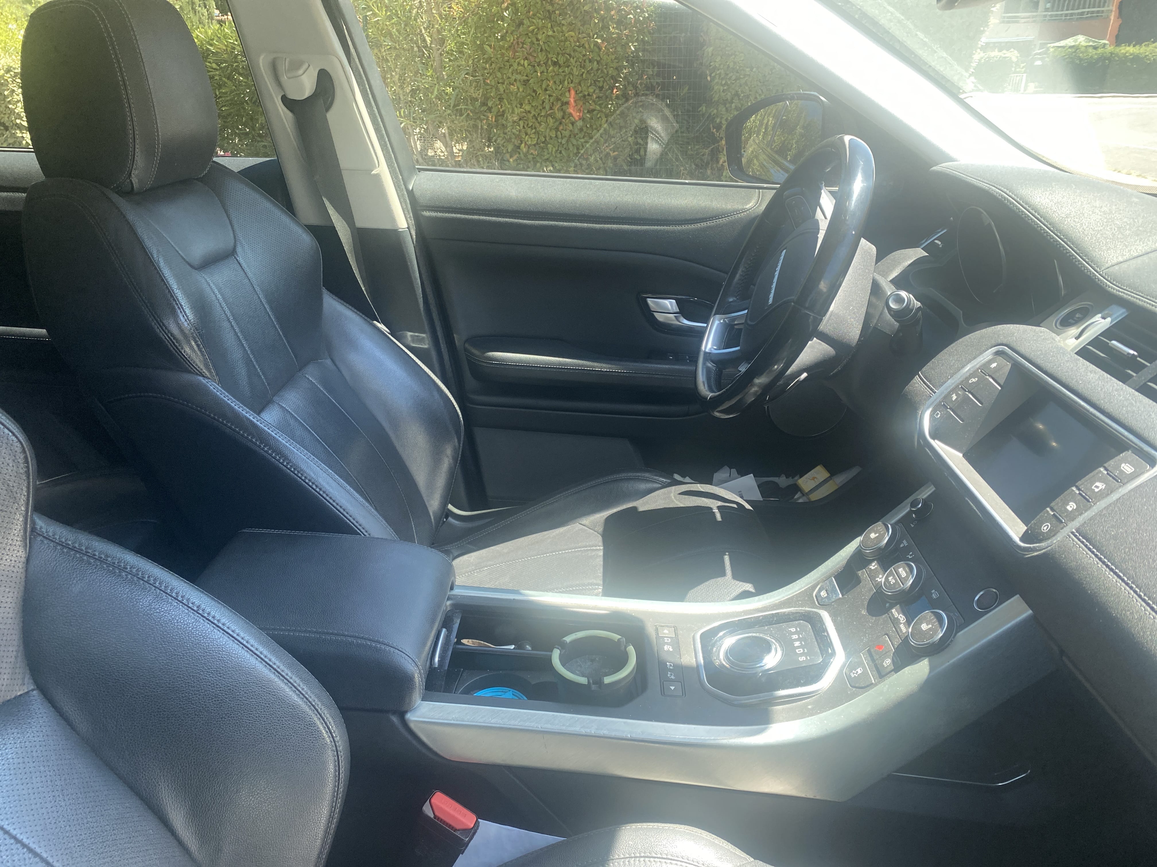 Land-Rover Range Rover Evoque avec GPS