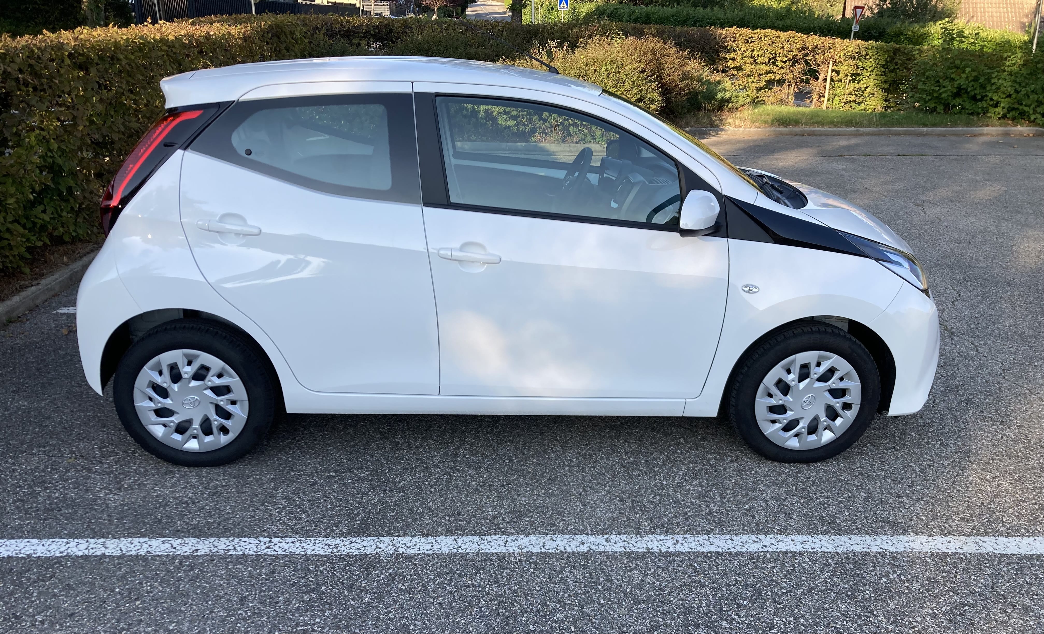 Toyota Aygo II MY 21 1.0 VVT-I X SHIFT avec Pneus neige