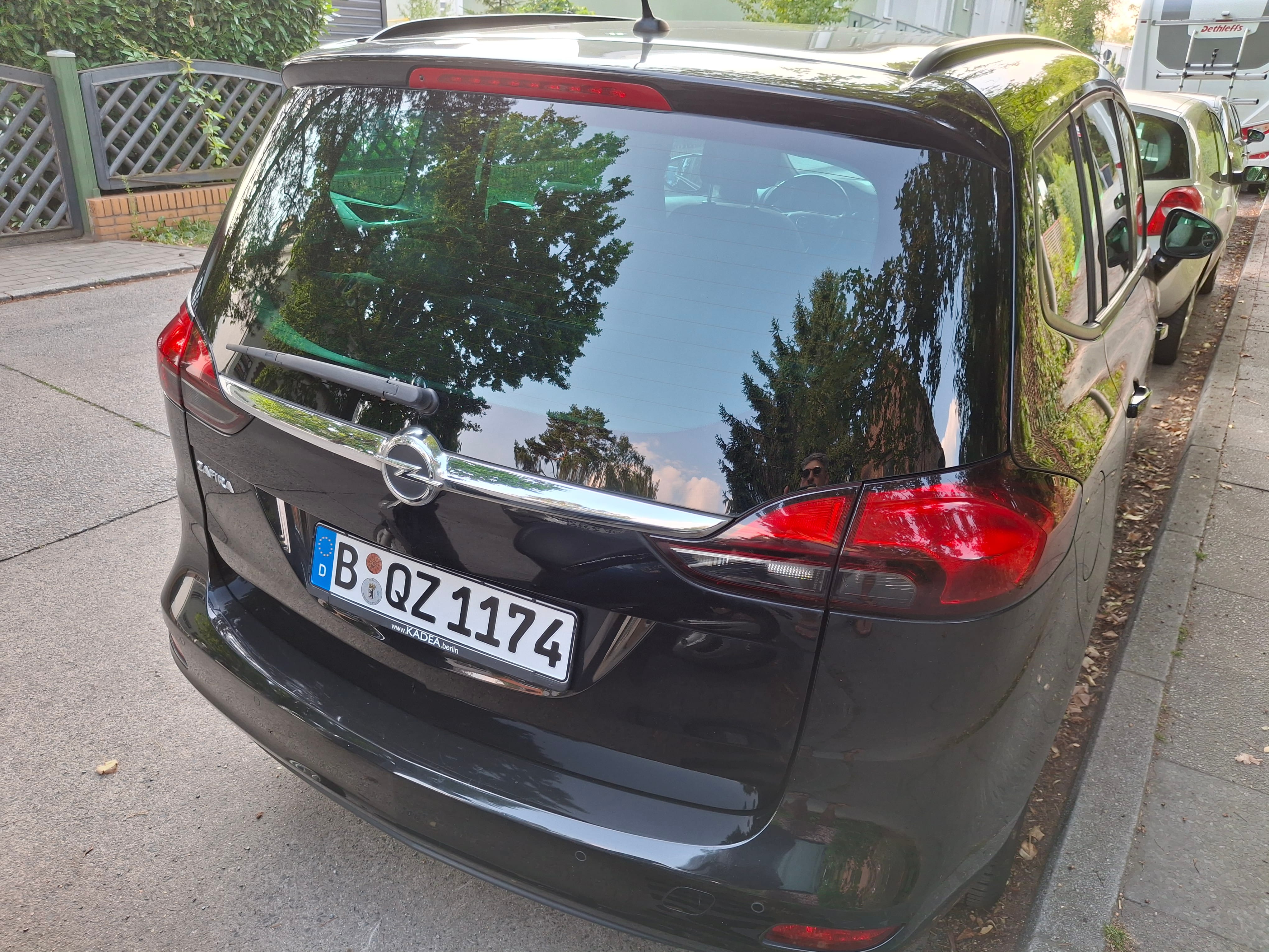 Opel Zafira mit Rückfahrkamera