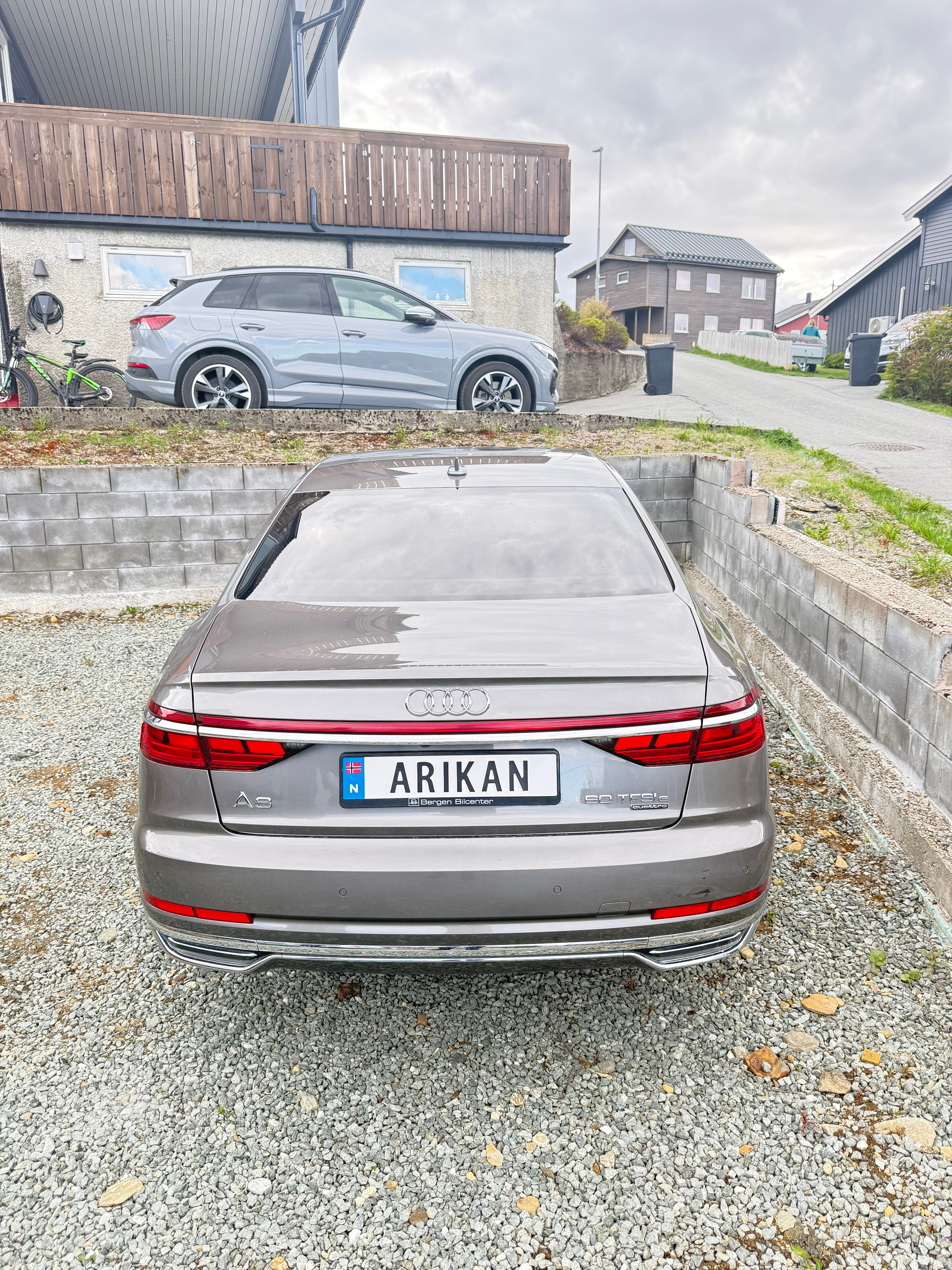 Audi A8 L Quattro 60 TFSI med Aircondition
