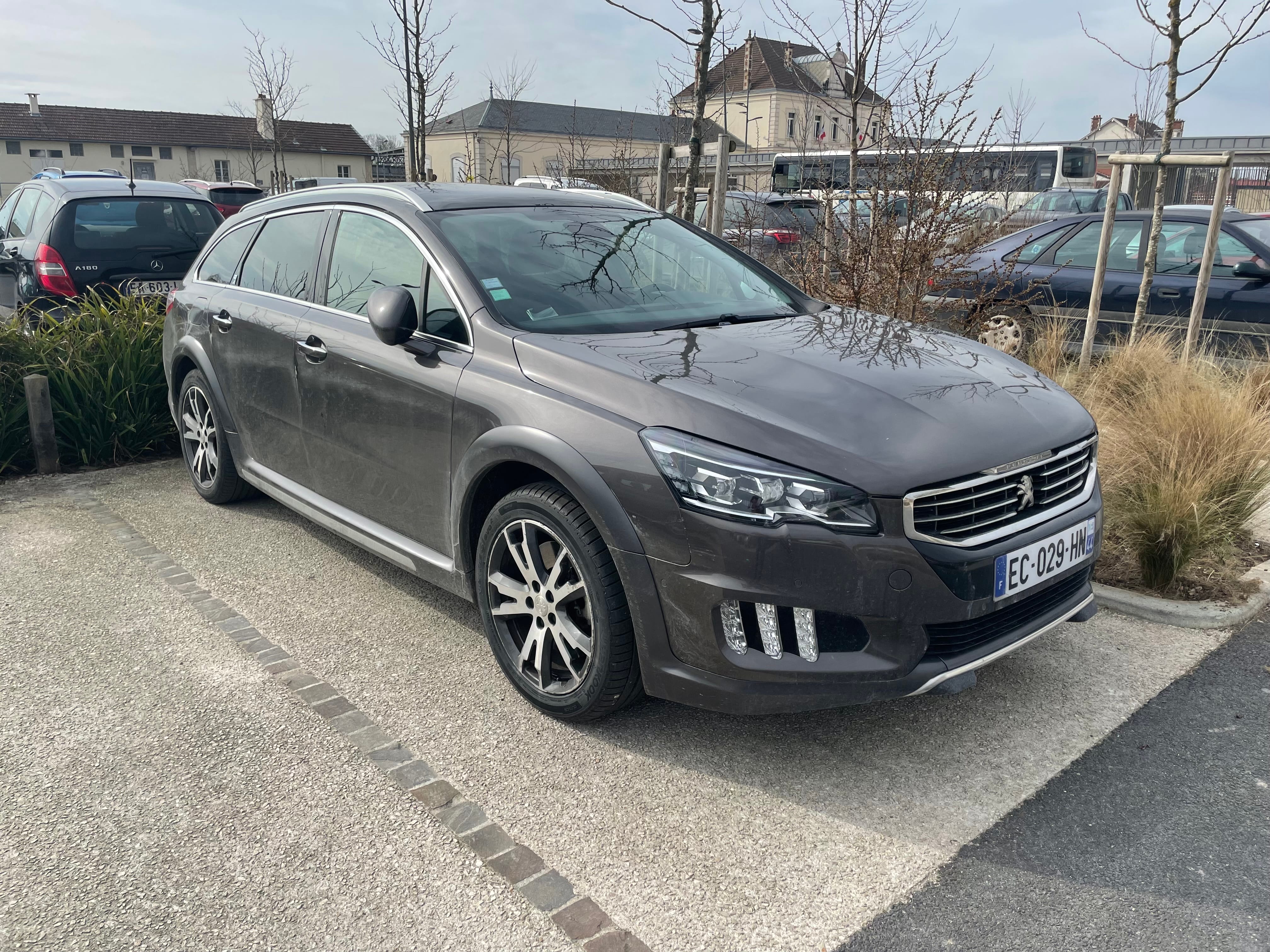 Peugeot 508 RXH avec Climatisation