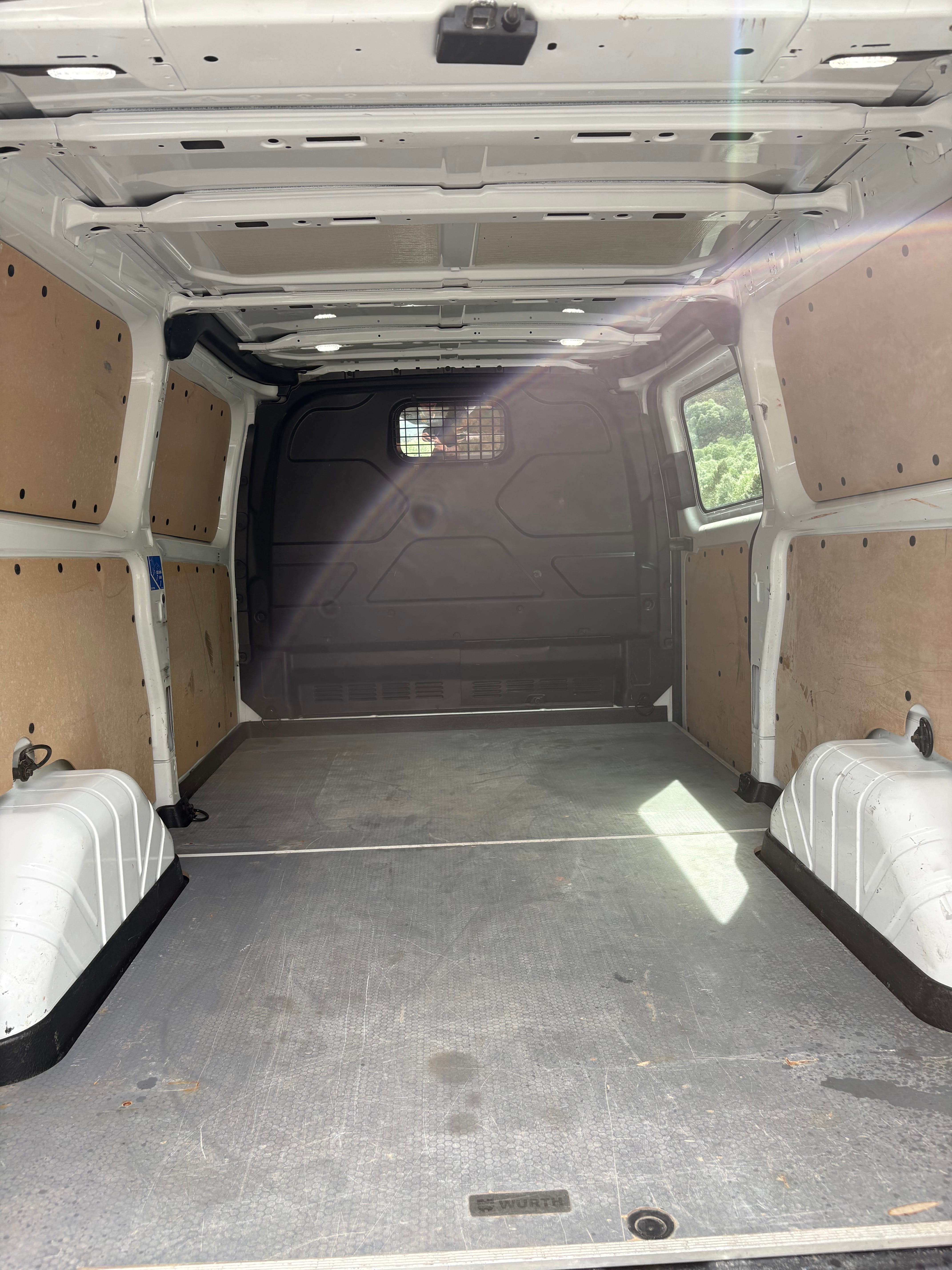 Ford Transit Custom Varebil med USB ladeuttak