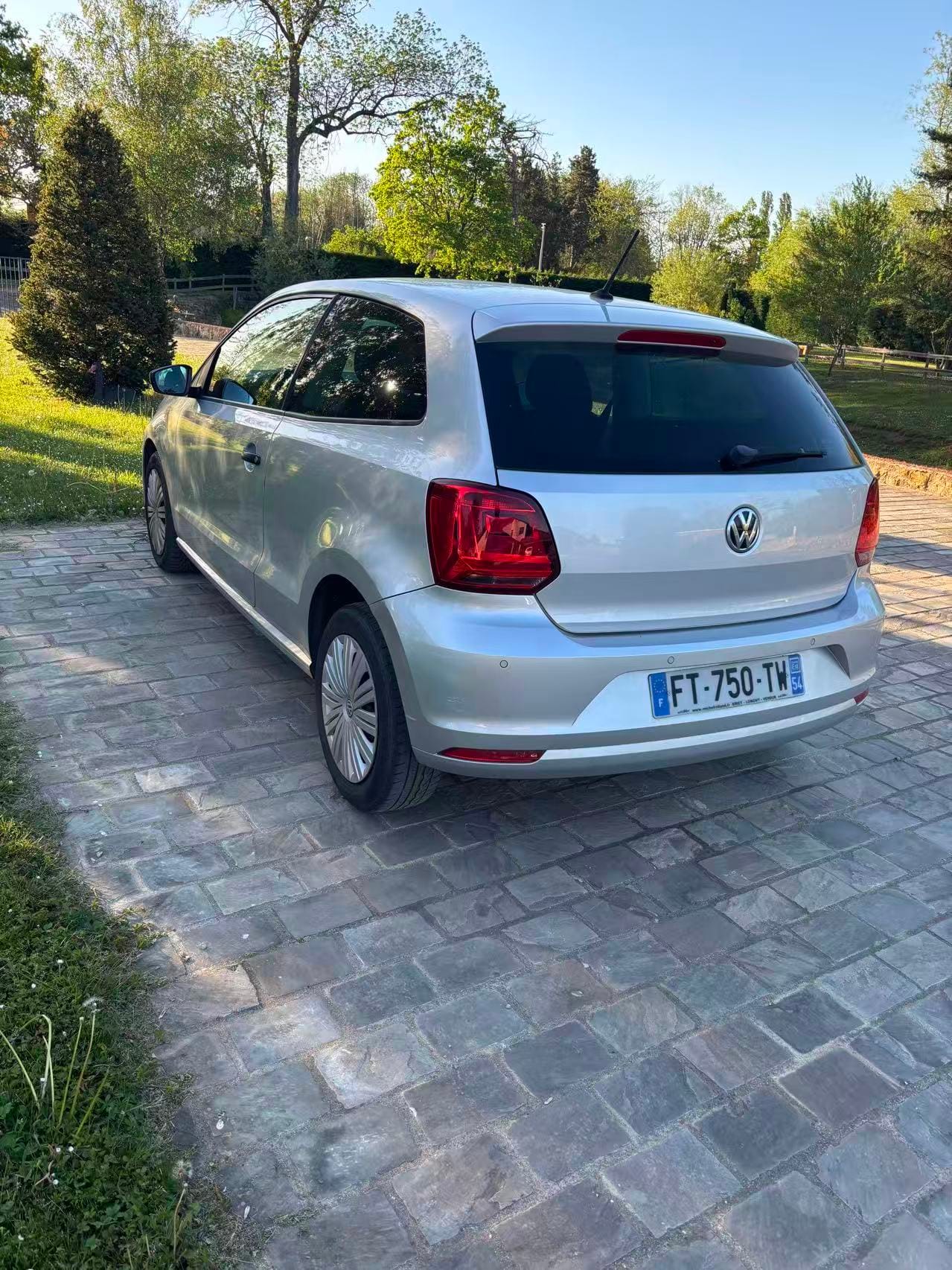 Volkswagen Polo avec Caméra de recul