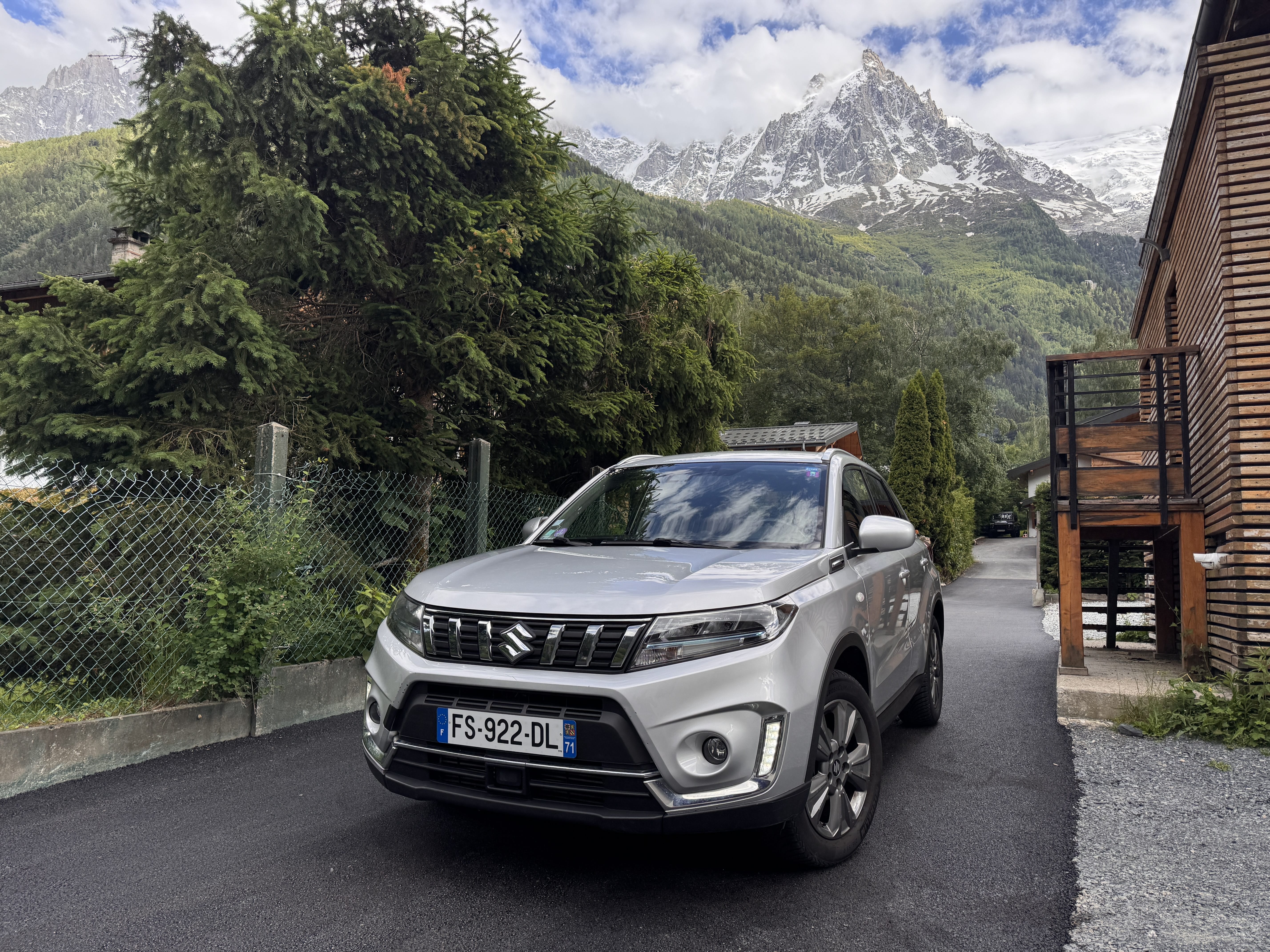 Suzuki Vitara, 2020, Essence 95 / Électrique (hybride)