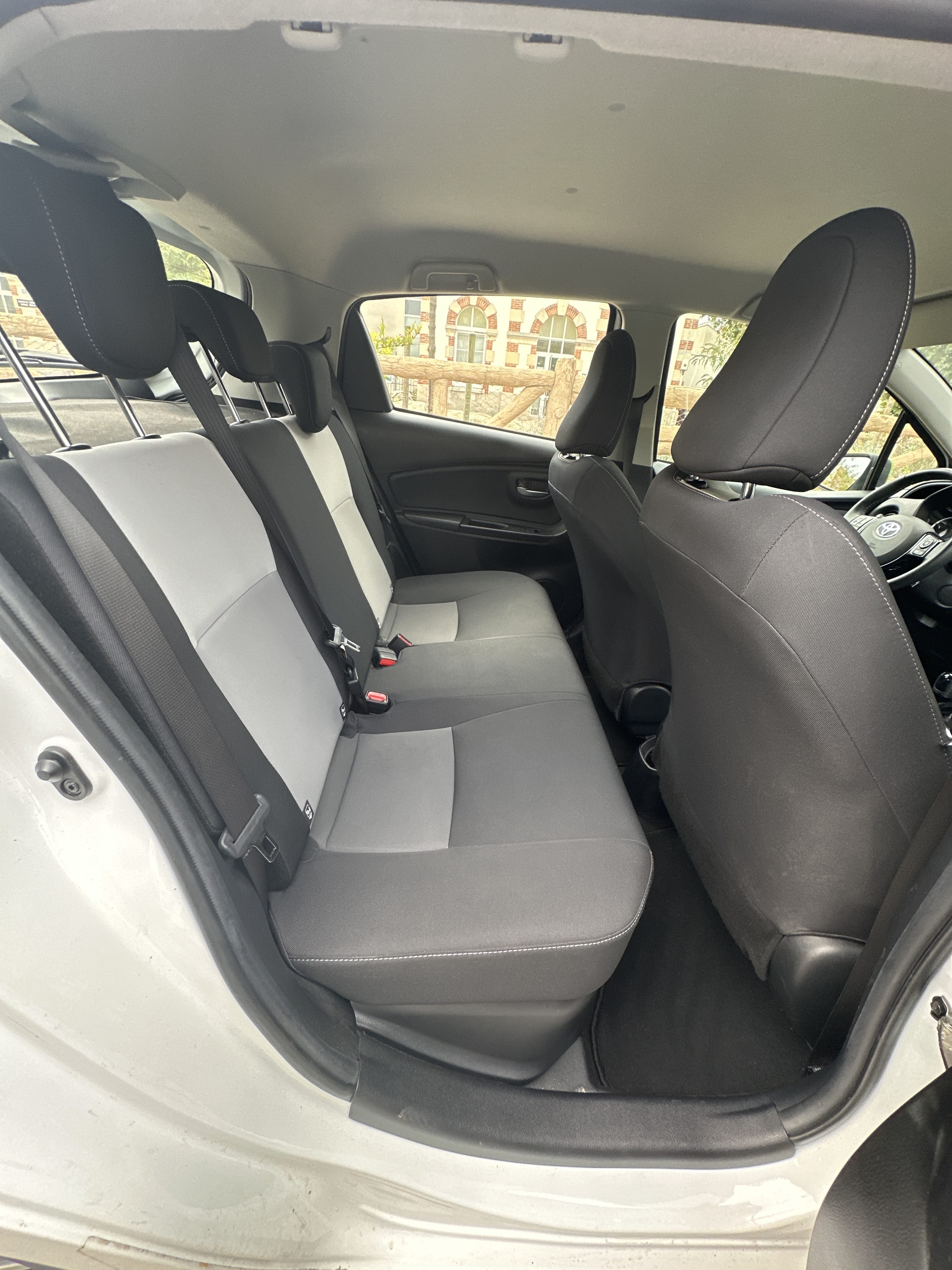 Toyota Yaris Hybride avec Entrée audio / iPod
