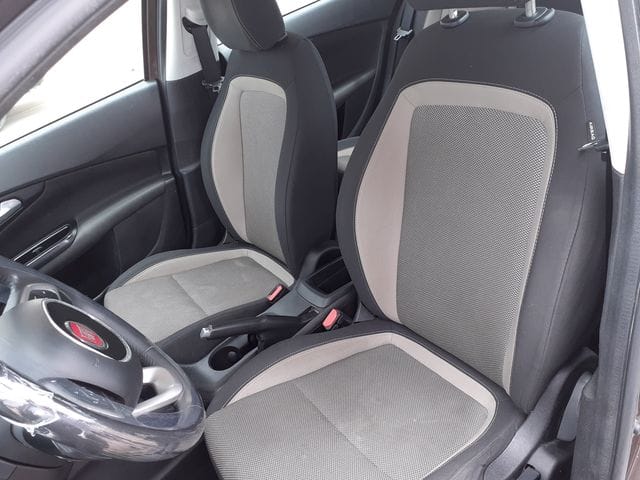 Fiat Tipo grande Berline avec GPS