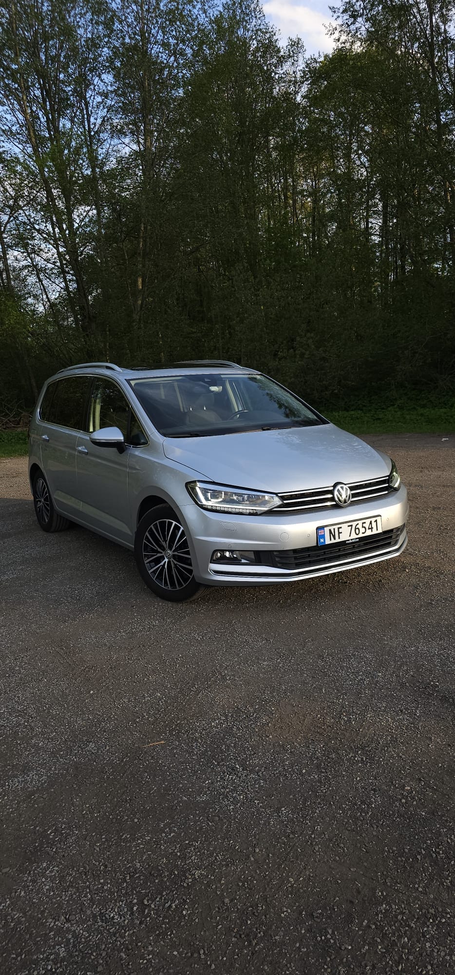 Volkswagen Touran med Aircondition