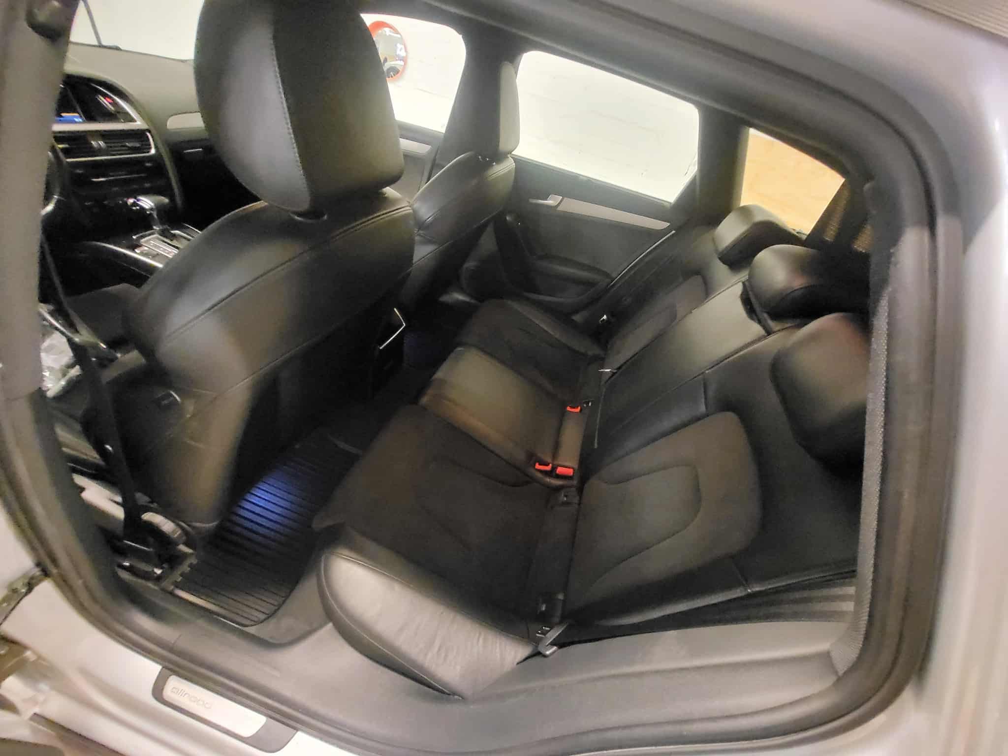 Audi A4 Allroad Quattro med Bluetooth audio