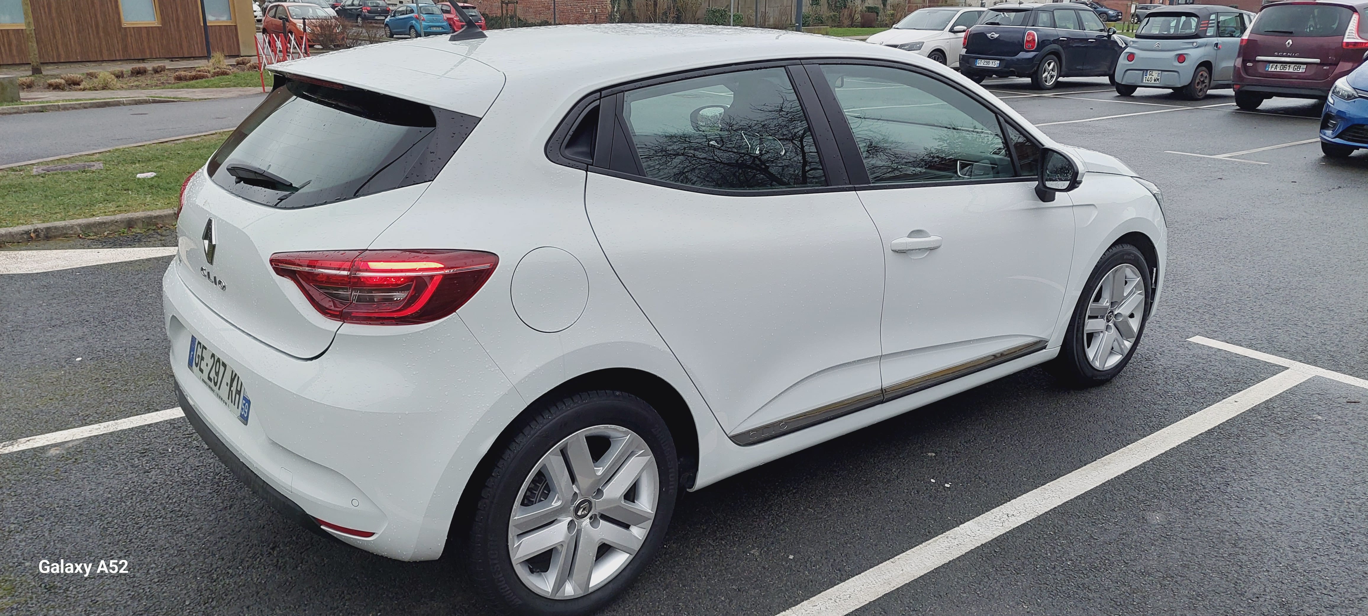 Renault Clio V TCE90 avec Climatisation