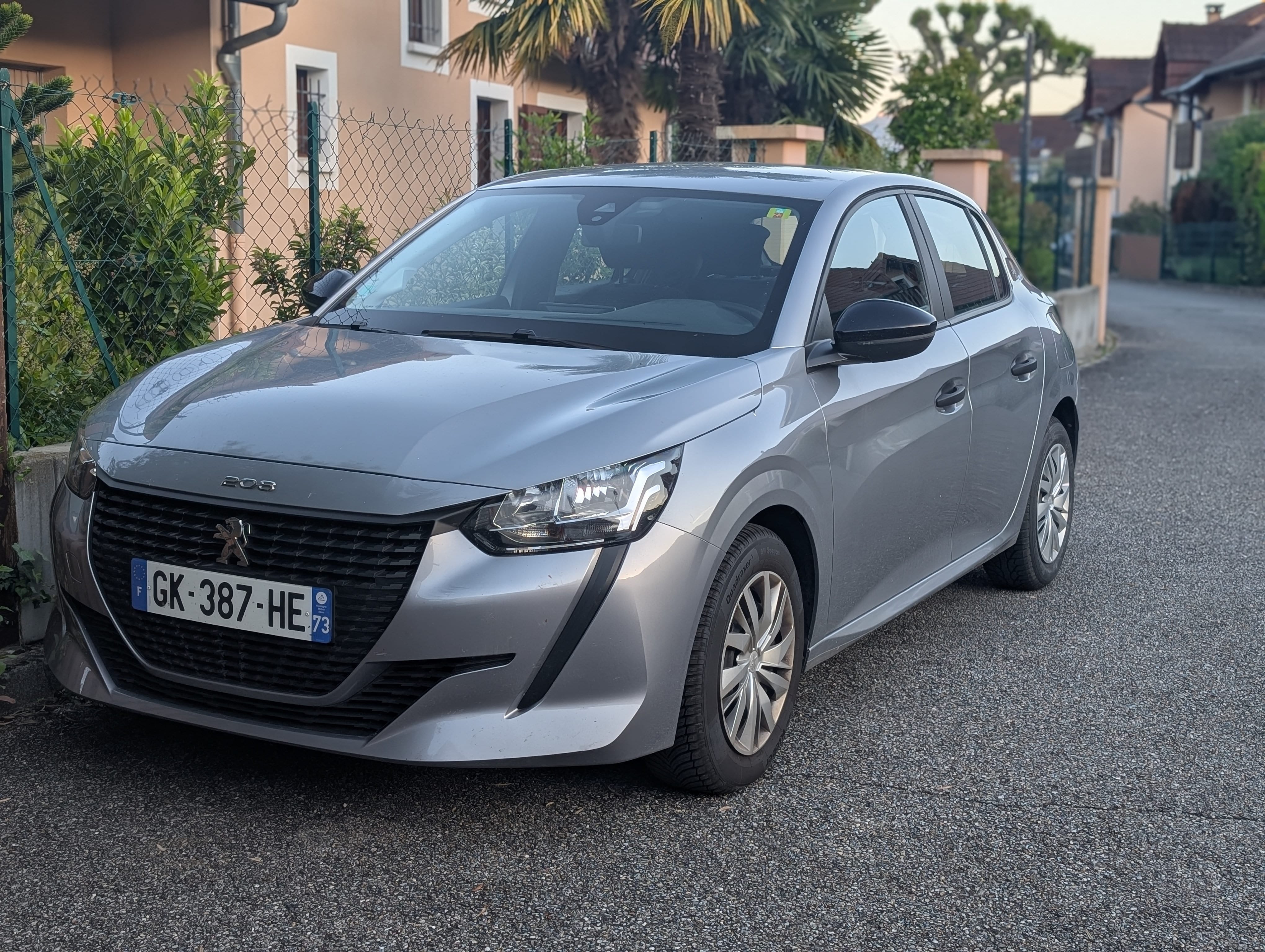 Peugeot 208, 2022, Essence 95