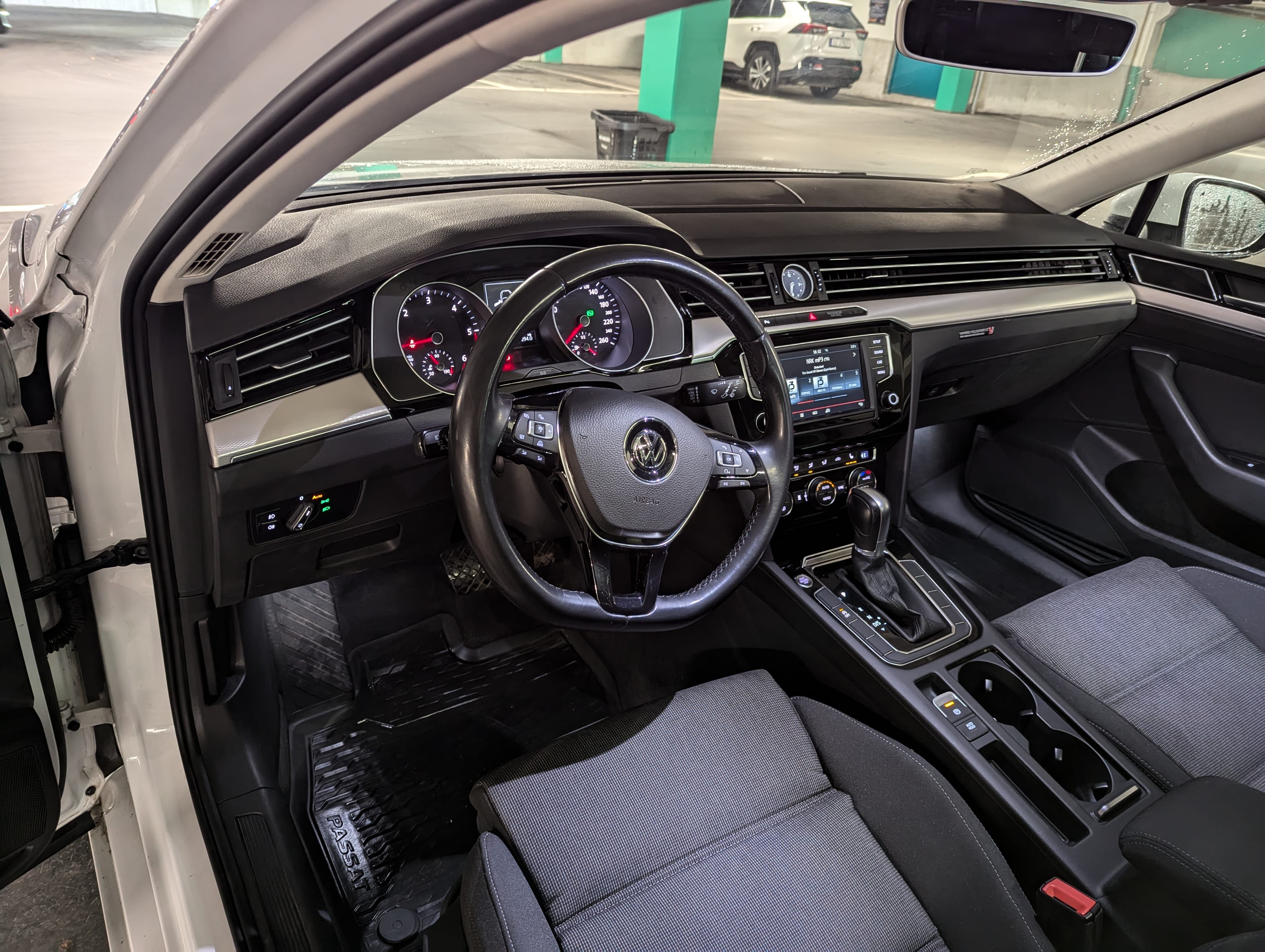 Volkswagen Passat med Cruisekontroll