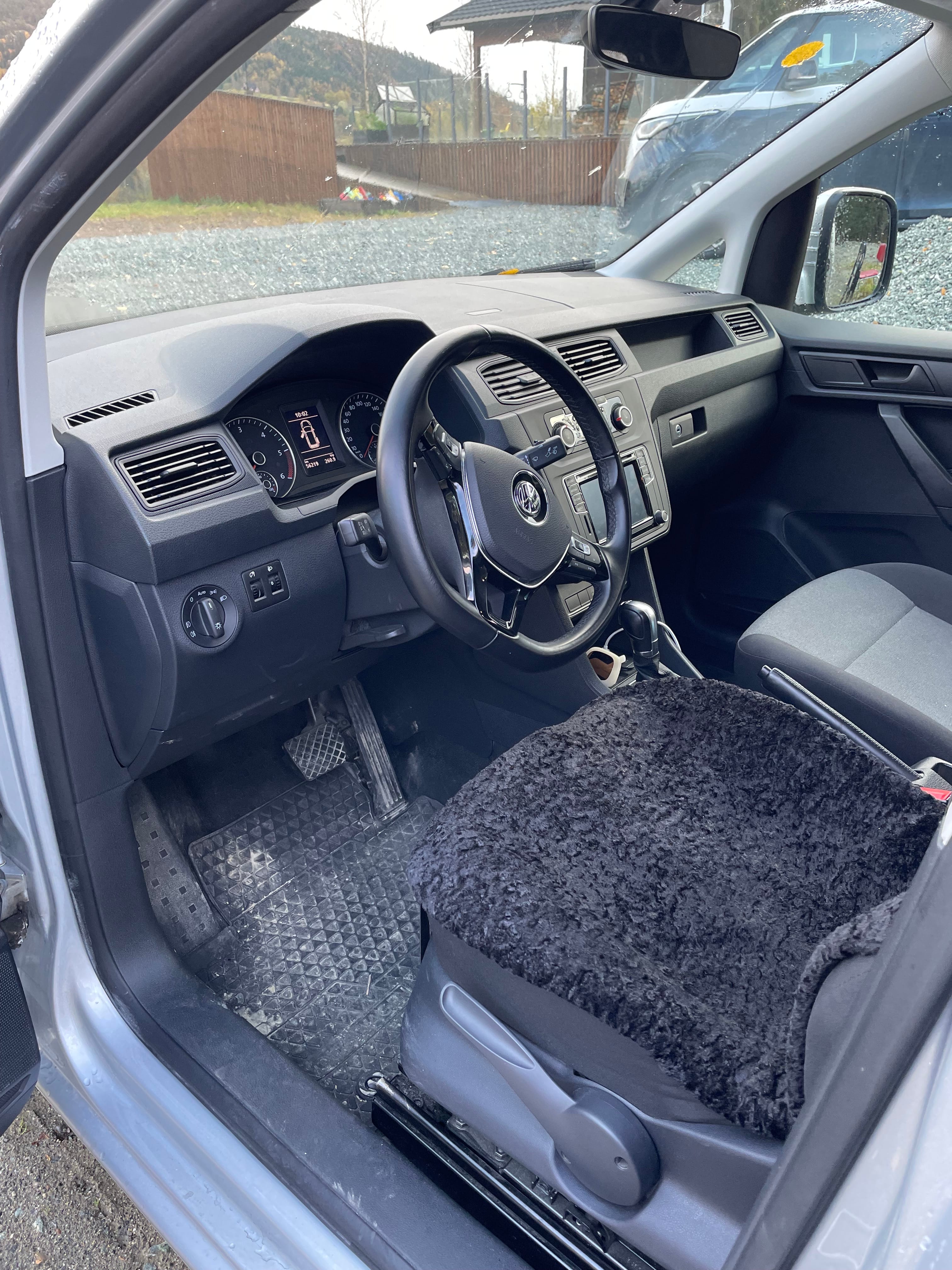 Volkswagen Caddy Varebil med Tilhengerfeste