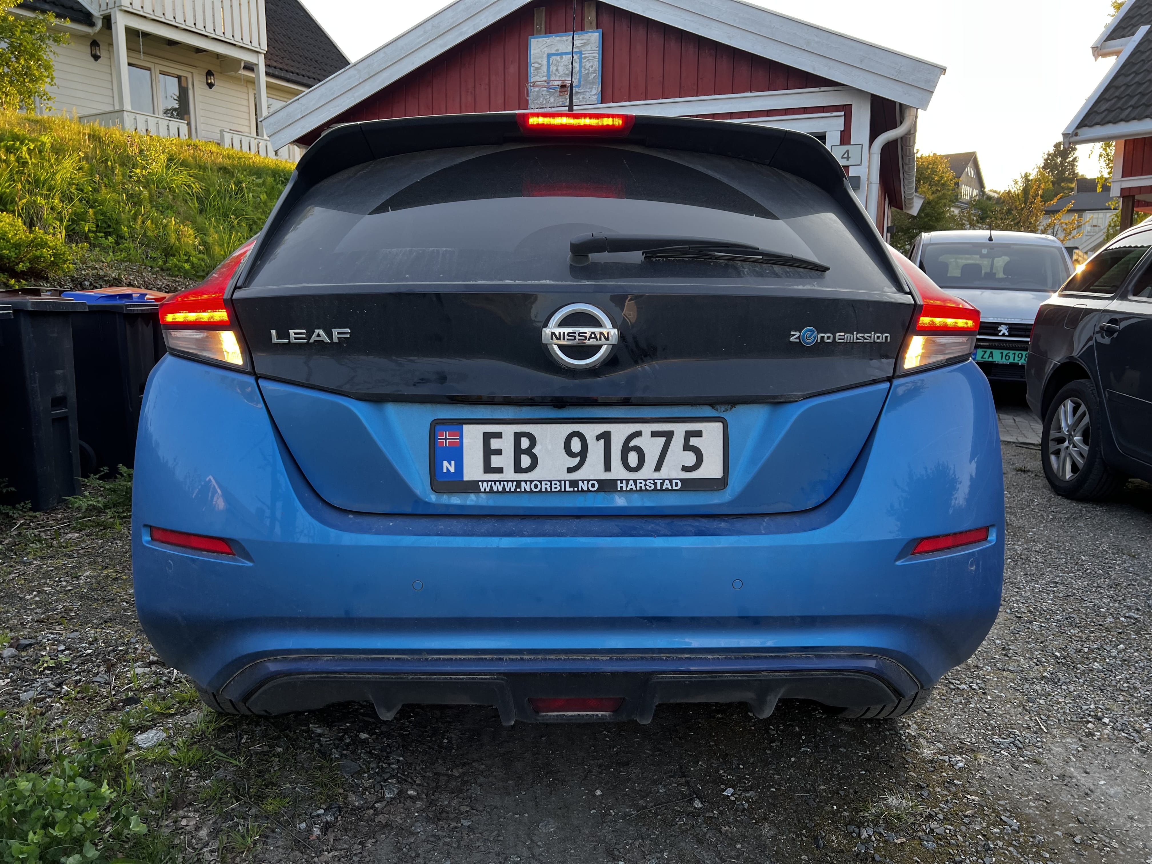Nissan Leaf 385 km rekkevidde med GPS