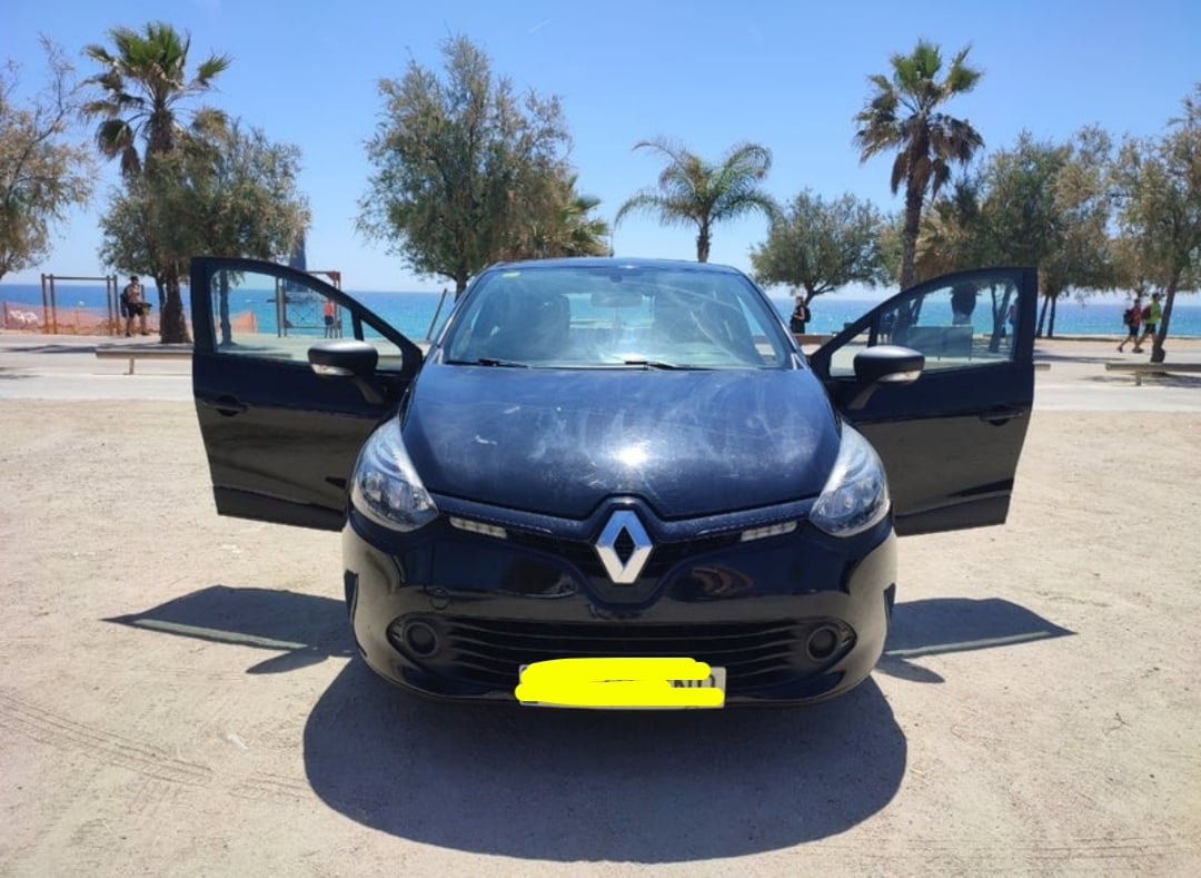 Renault Clio with Air conditioning