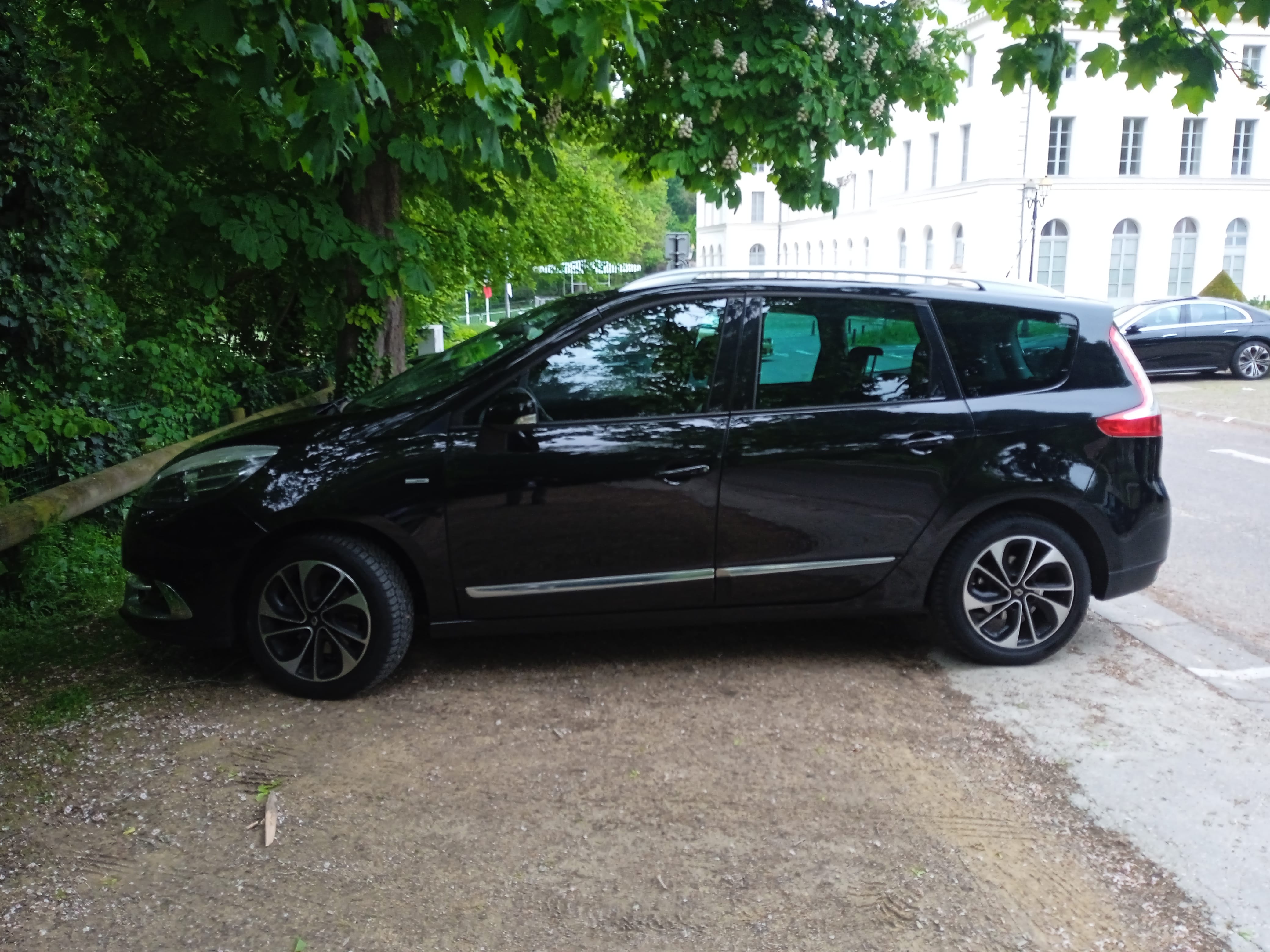Renault Grand Scenic avec GPS