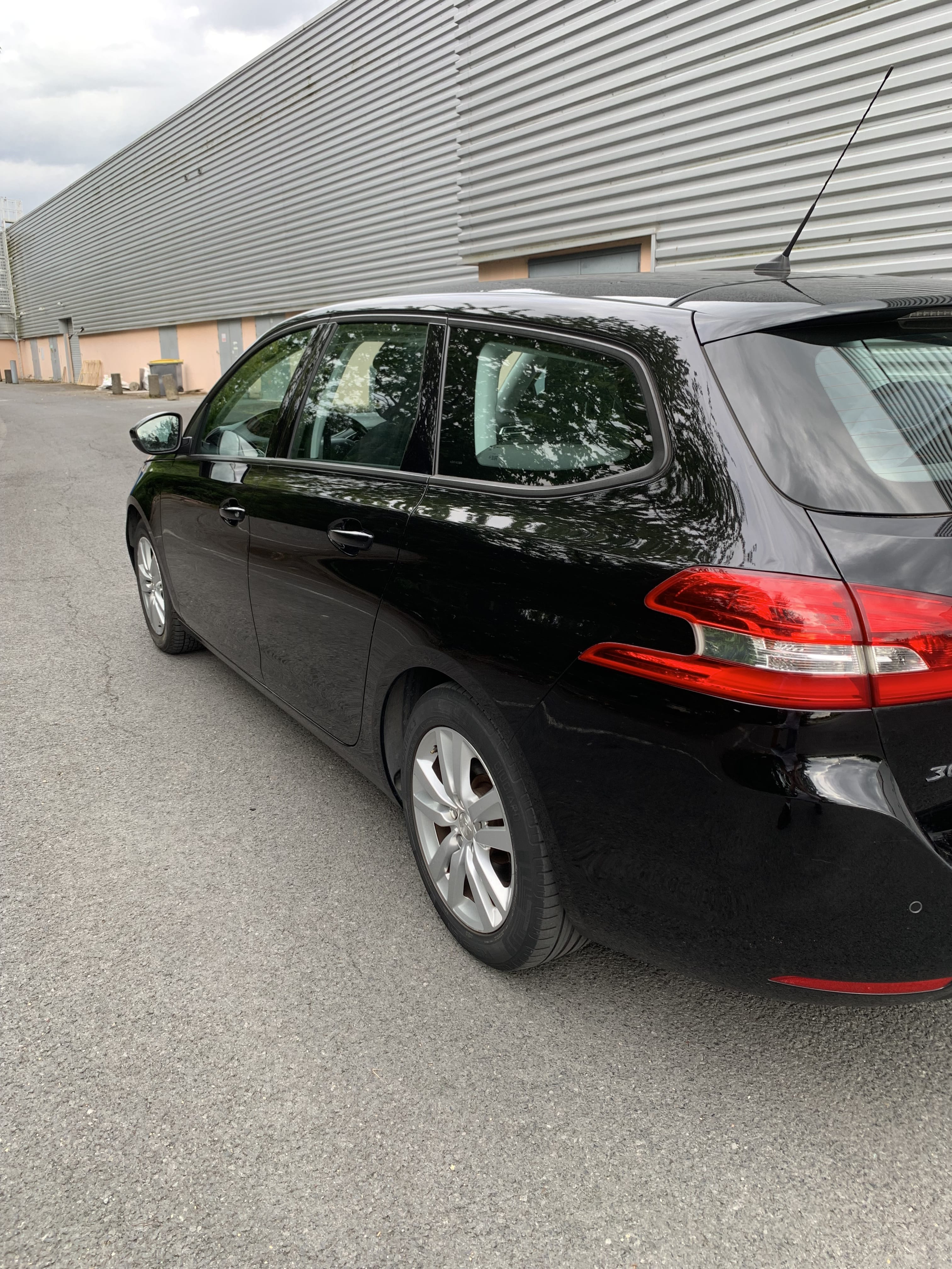 Peugeot 308 SW avec Climatisation