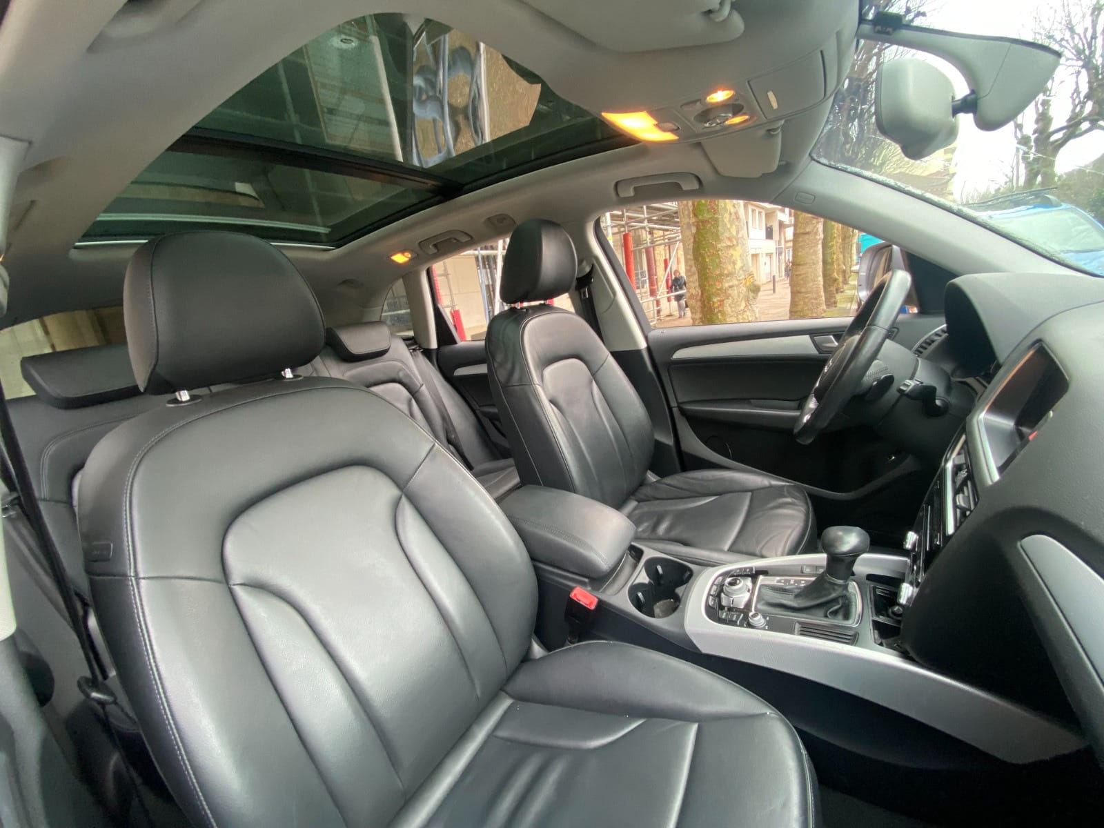 Audi Q5 Premium 2.0 TDI 190cv Quattro avec Quatre roues motrices