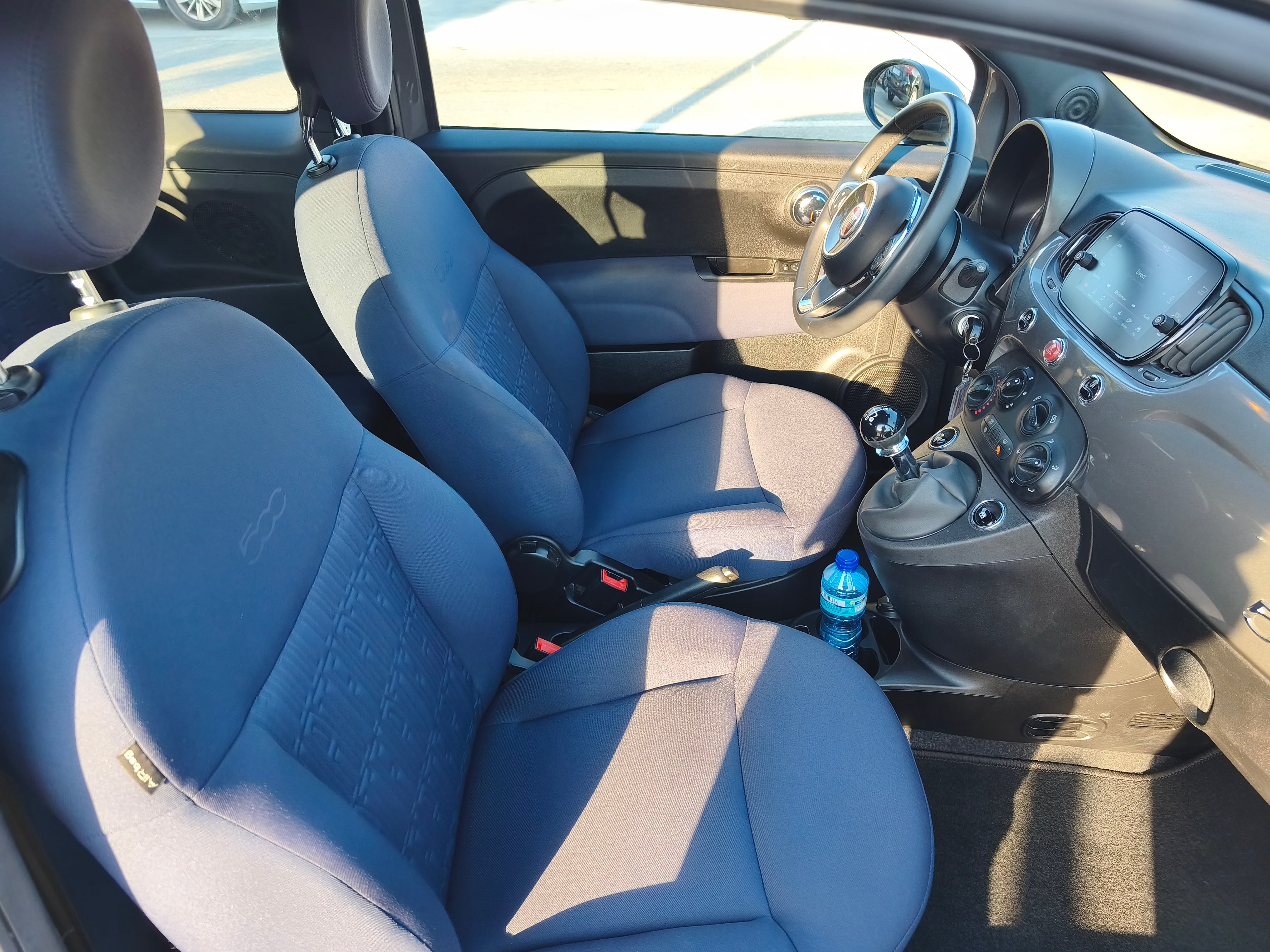 Fiat 500 C Híbrido Cabriolet met USB-oplaadpoorten