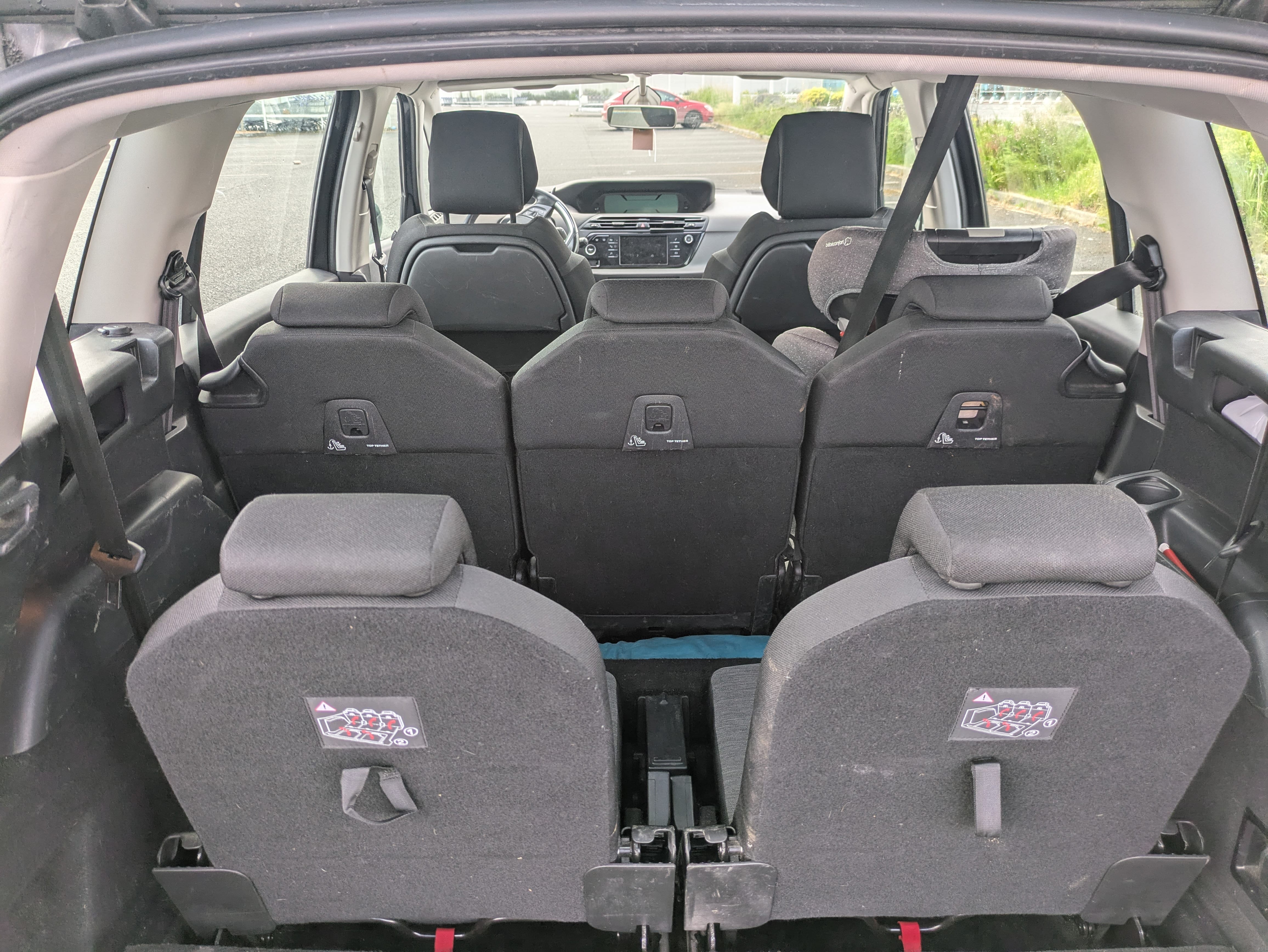 Citroen C4 Grand Picasso avec Coffre de toit