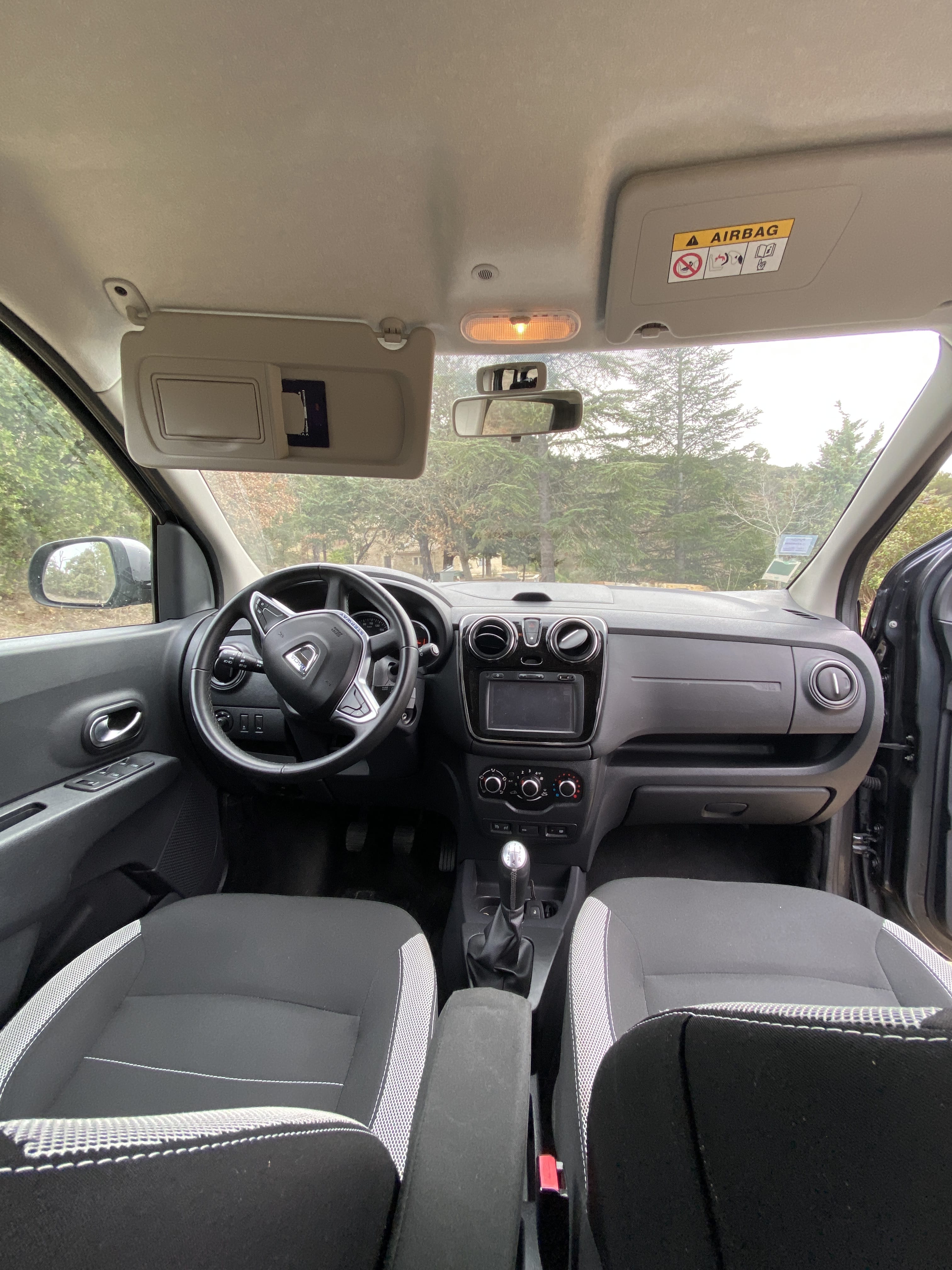 Dacia Lodgy avec GPS