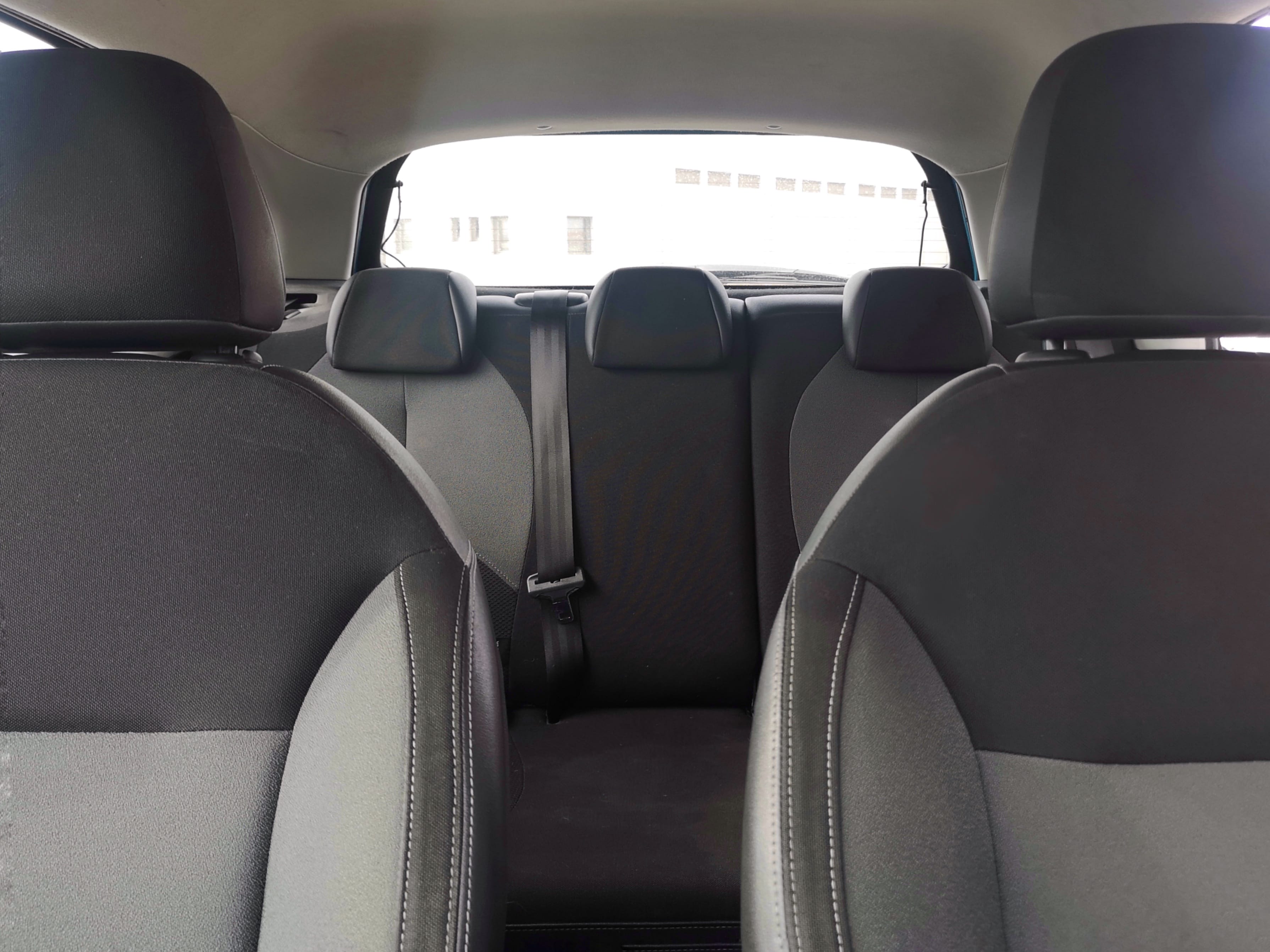 Citroen C3 II (essence)- Clim / bluetooth / GPS