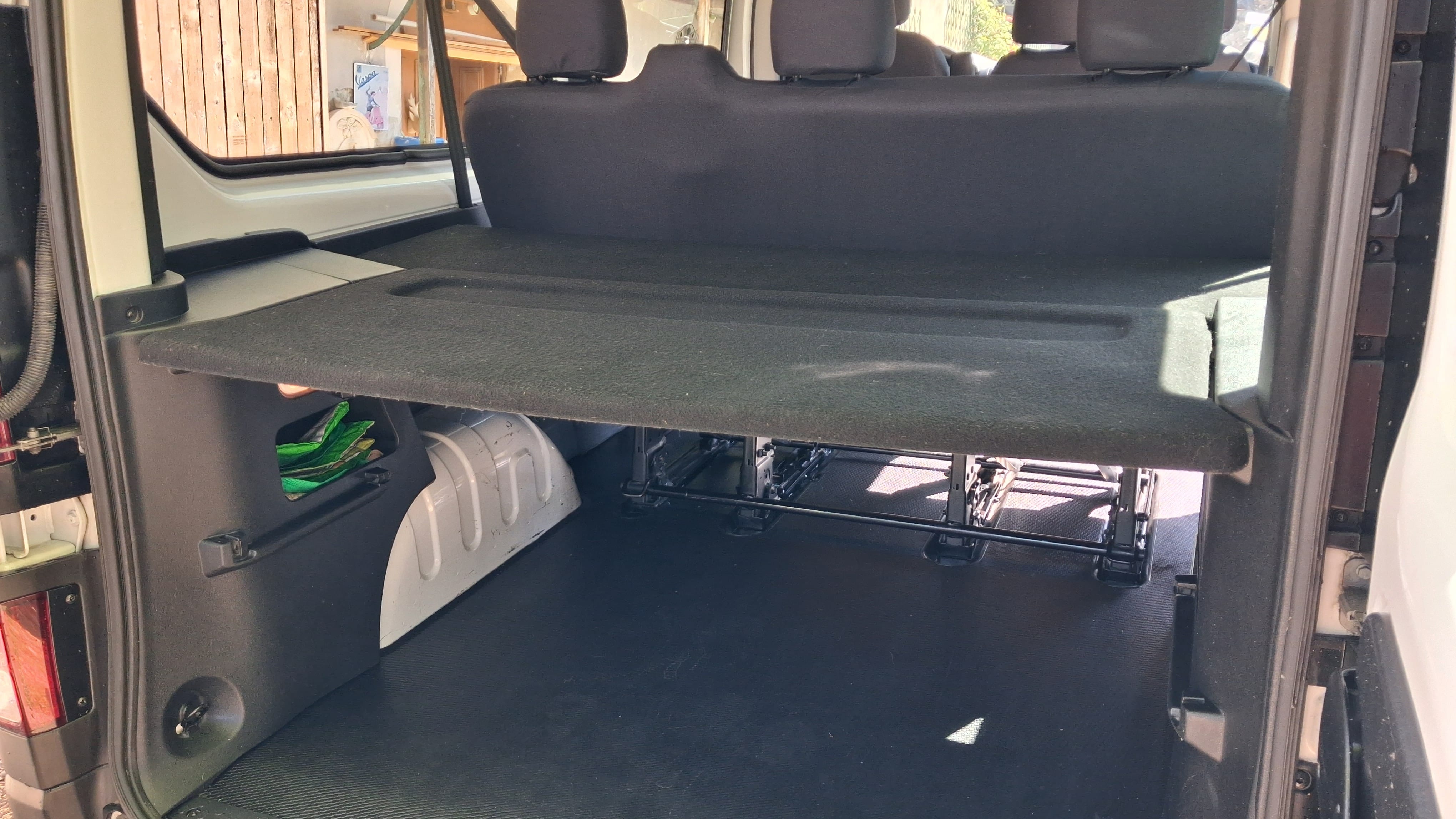 Opel Vivaro Combi avec Port USB