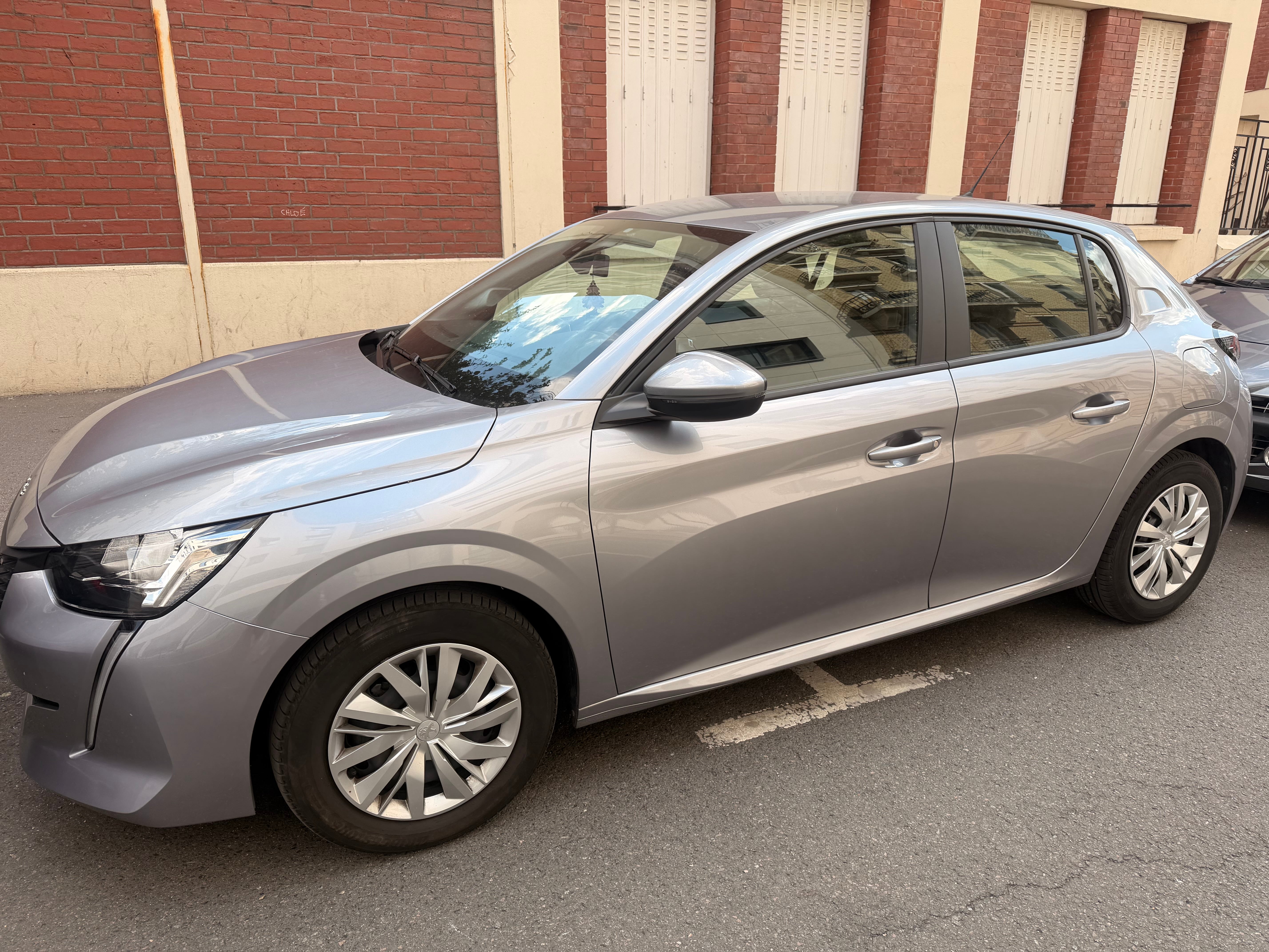 Peugeot 208 avec Régulateur de vitesse